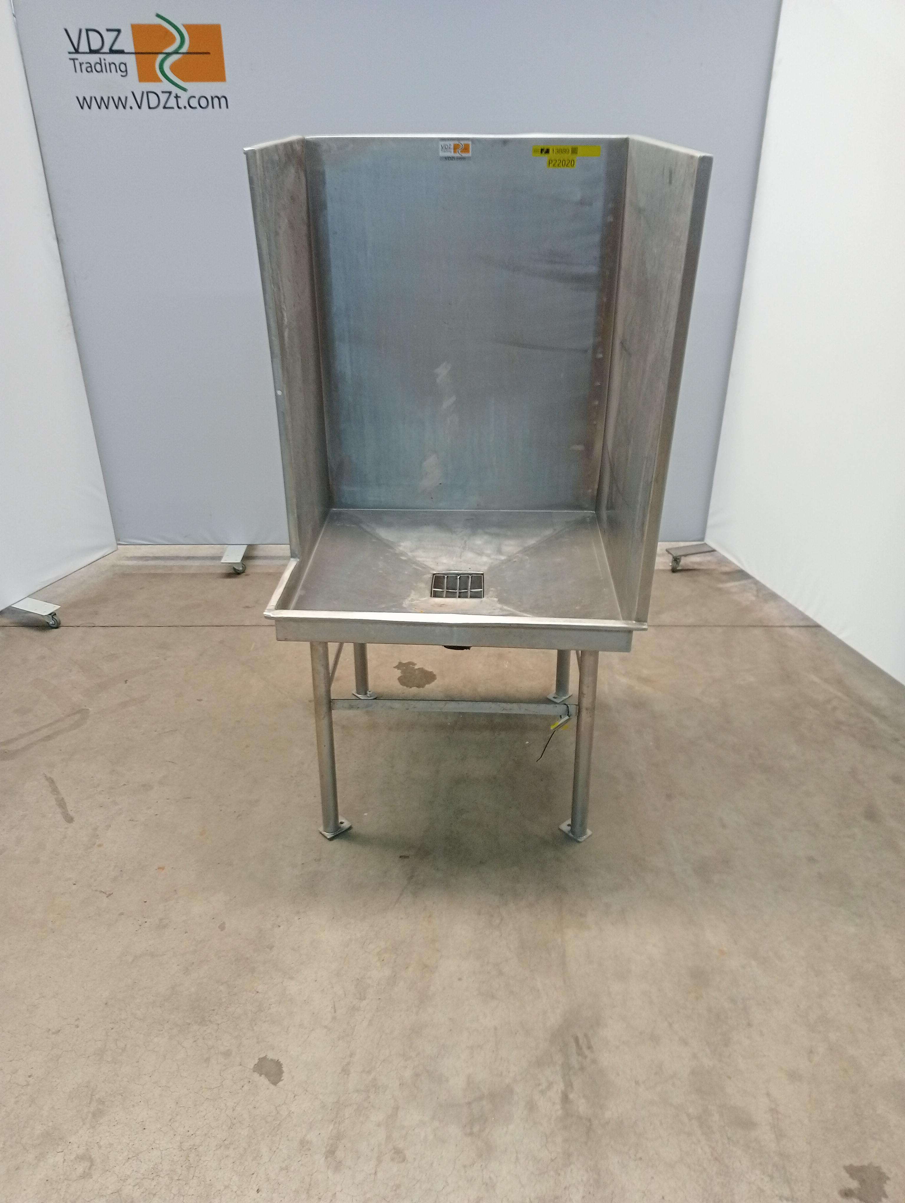 Used Head wash cabinet