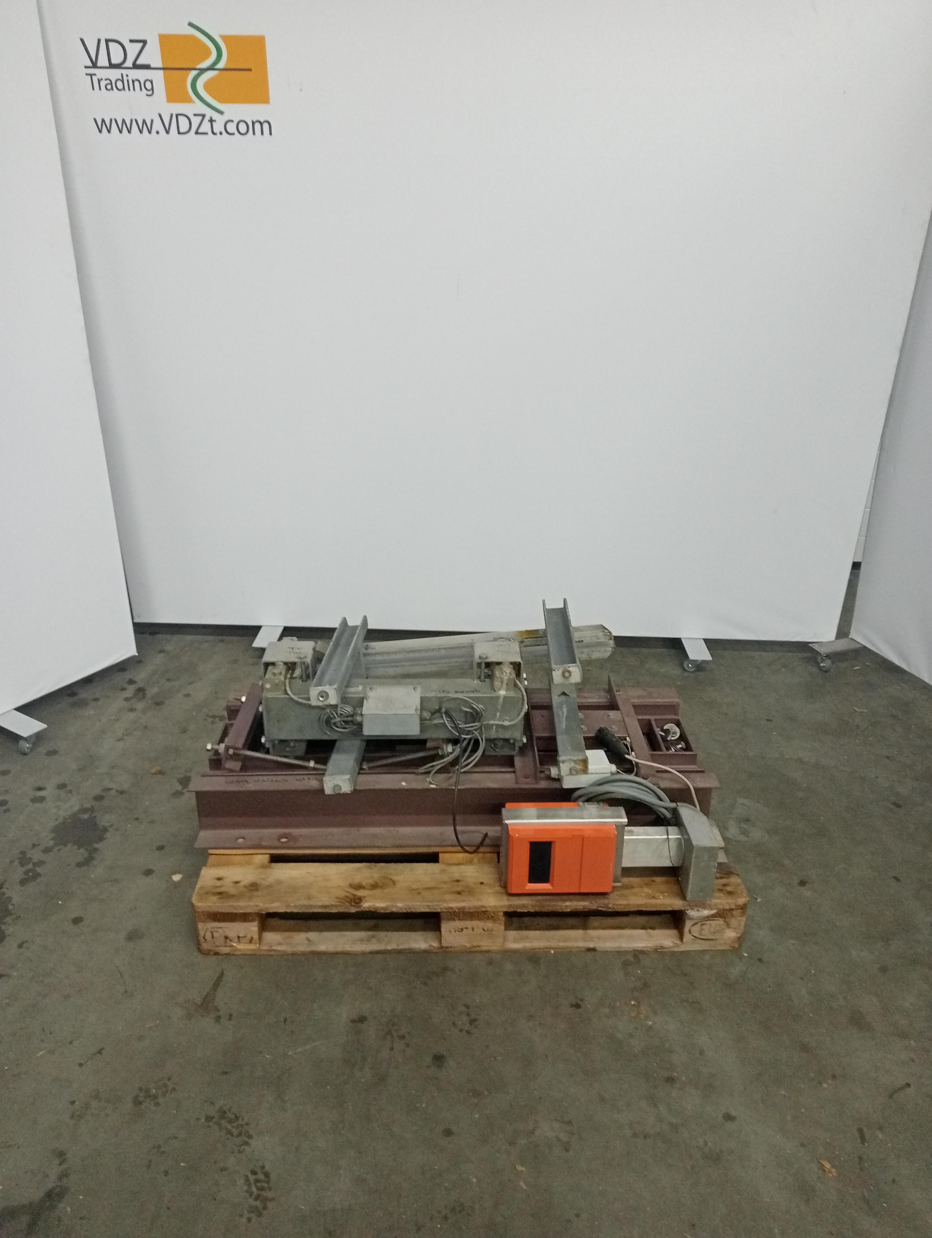 Used Bi-rail weighing scale