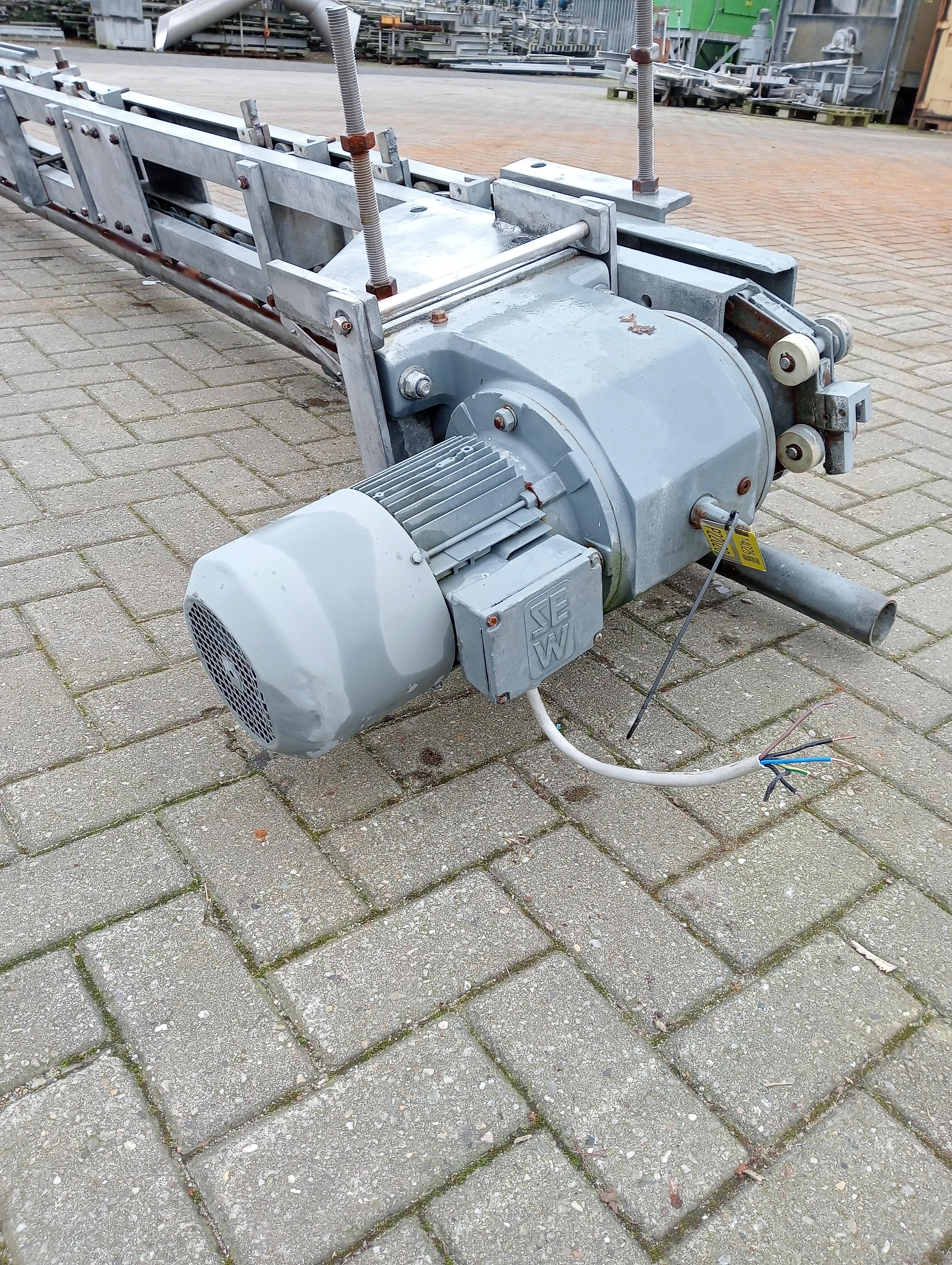 Used Conveyor vertical