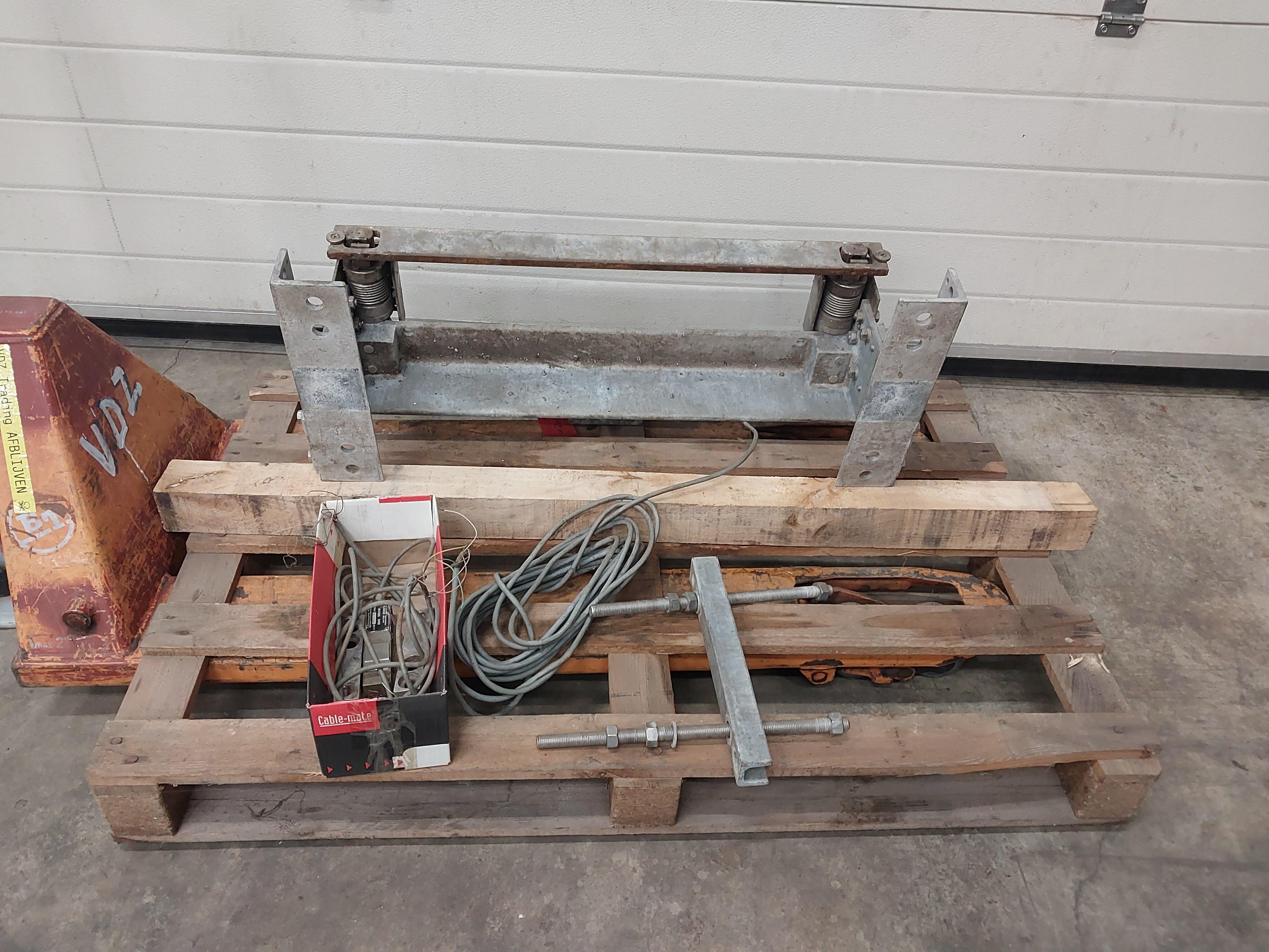Used Flatrail weighing scale