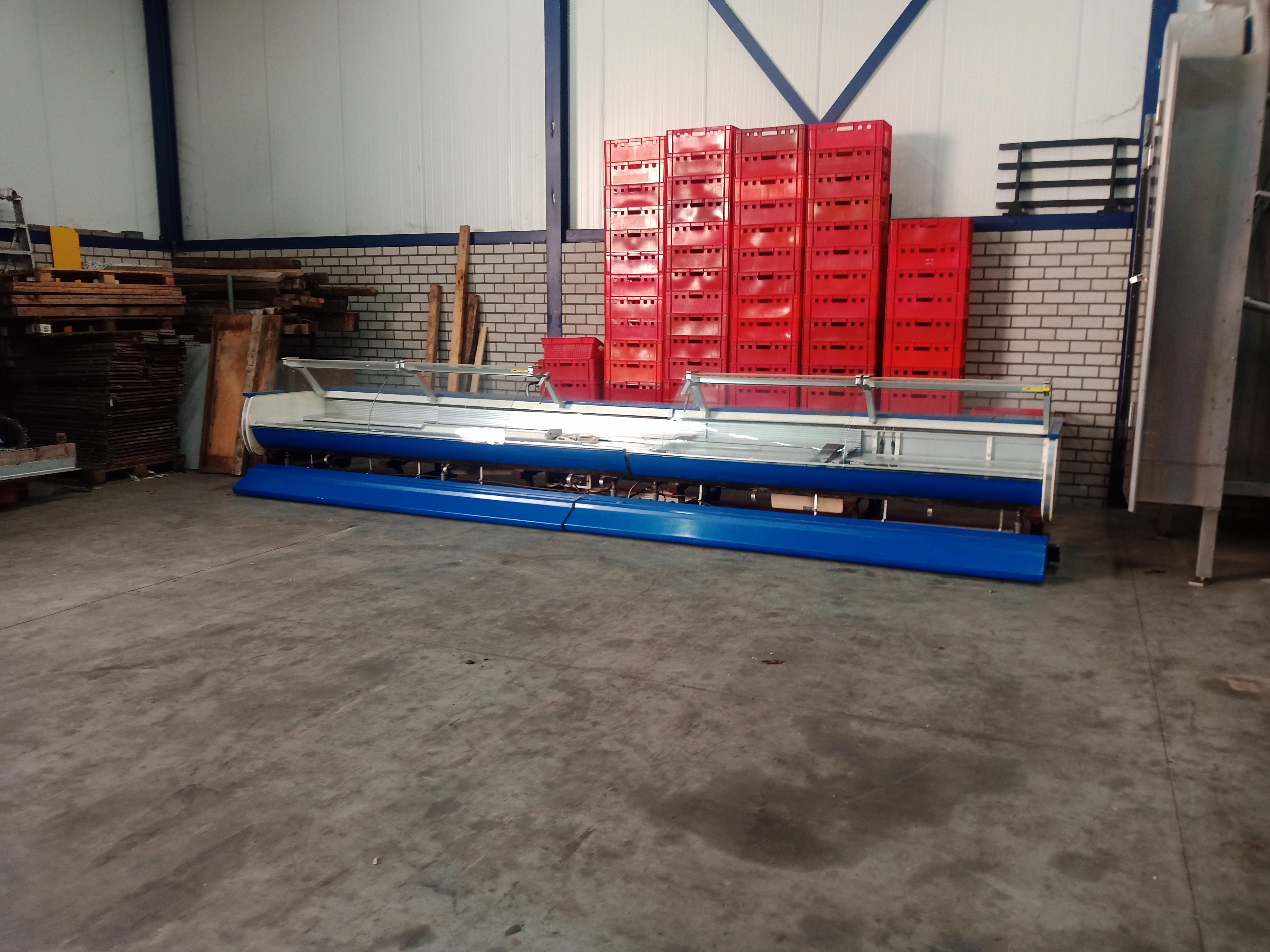 Used Display cabinet