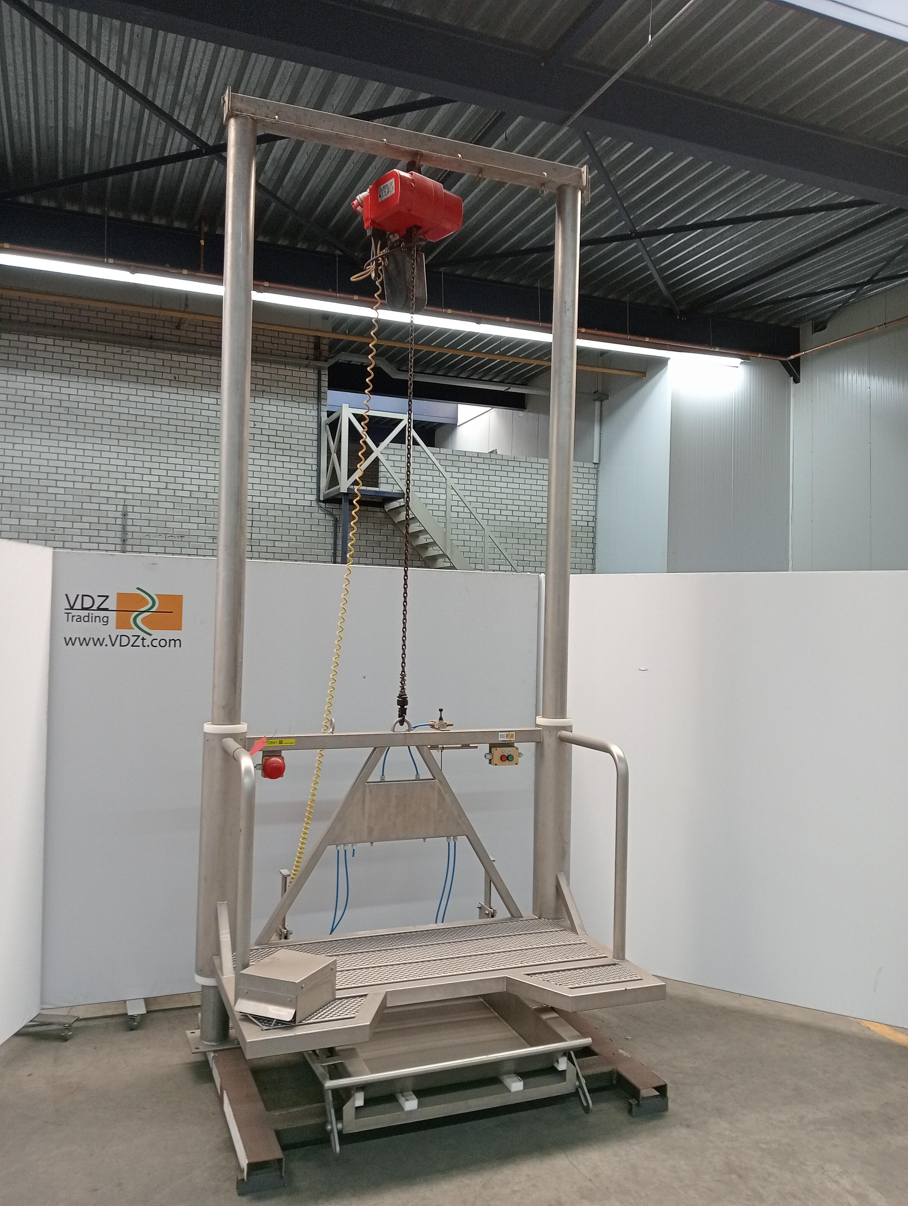 Used Paunch platform