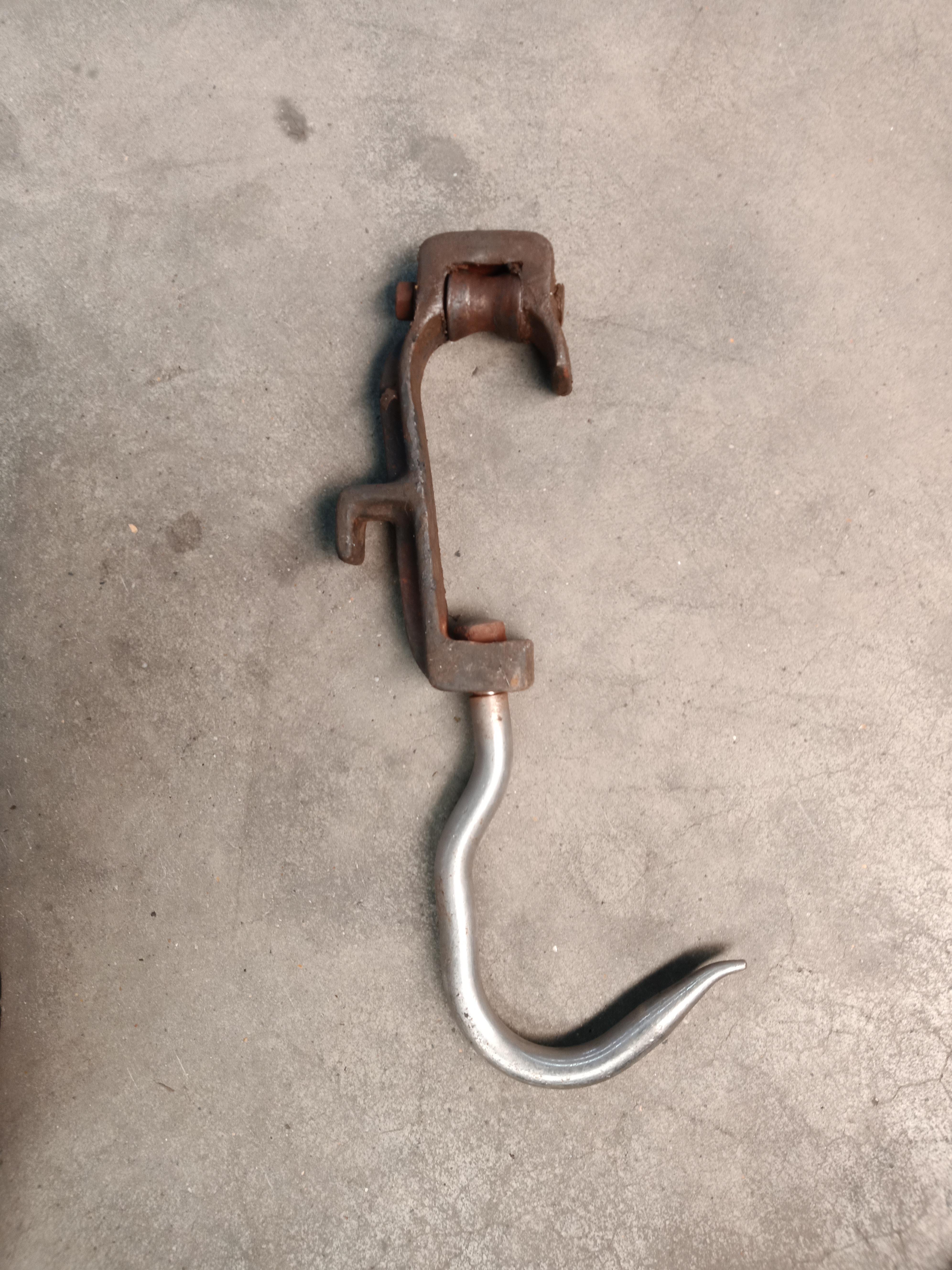Used Slaughtering hooks