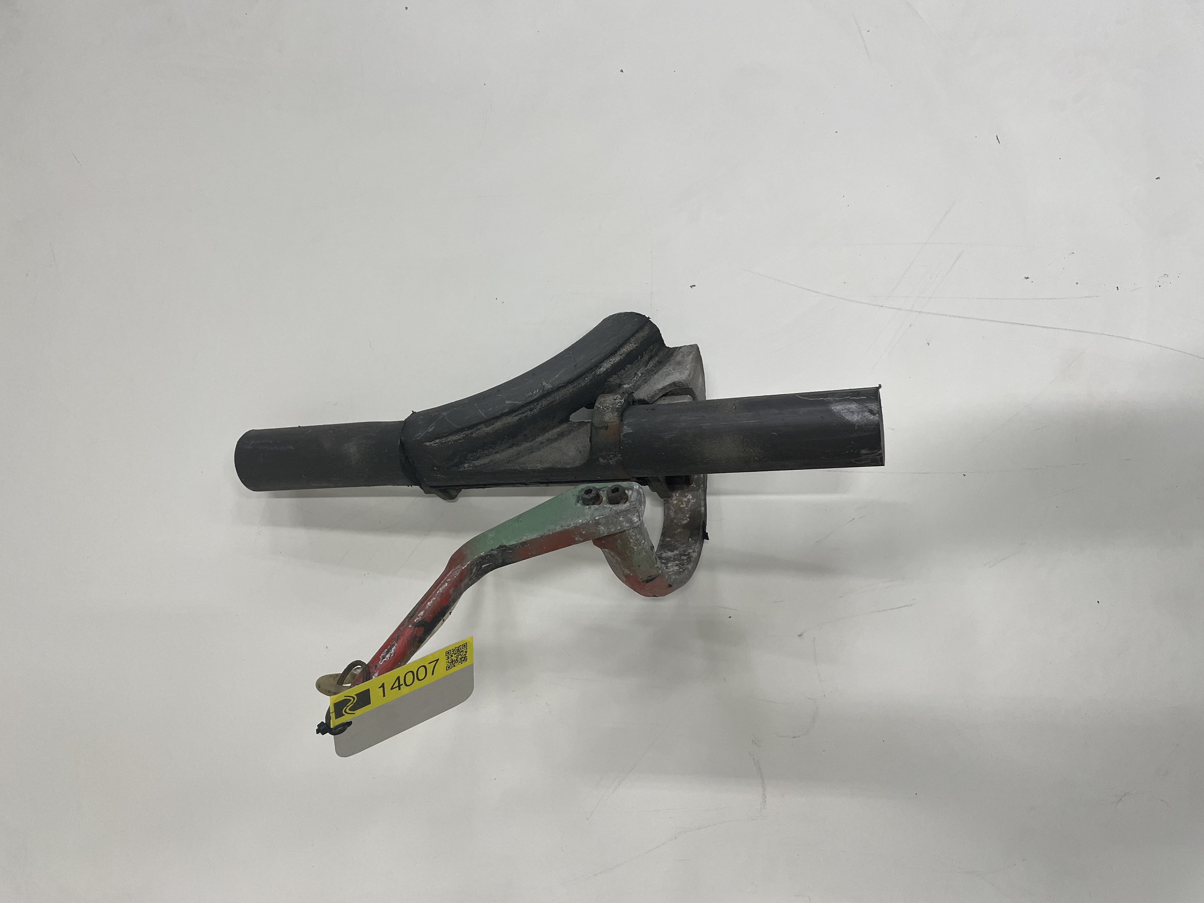 Used Switch left inside without groundplate