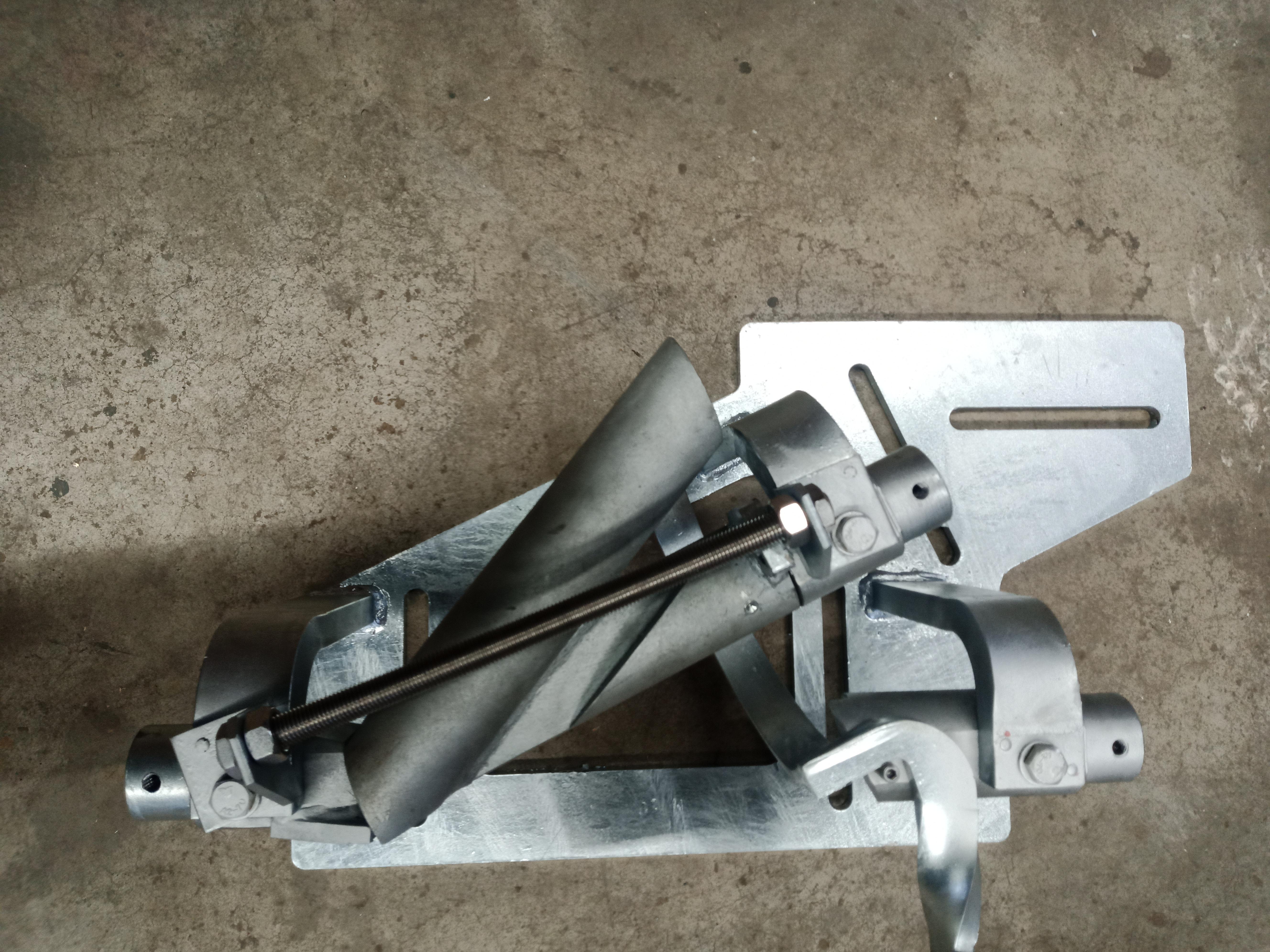 Used Switch right outside tube 25°-90°. Height 15cm on plate