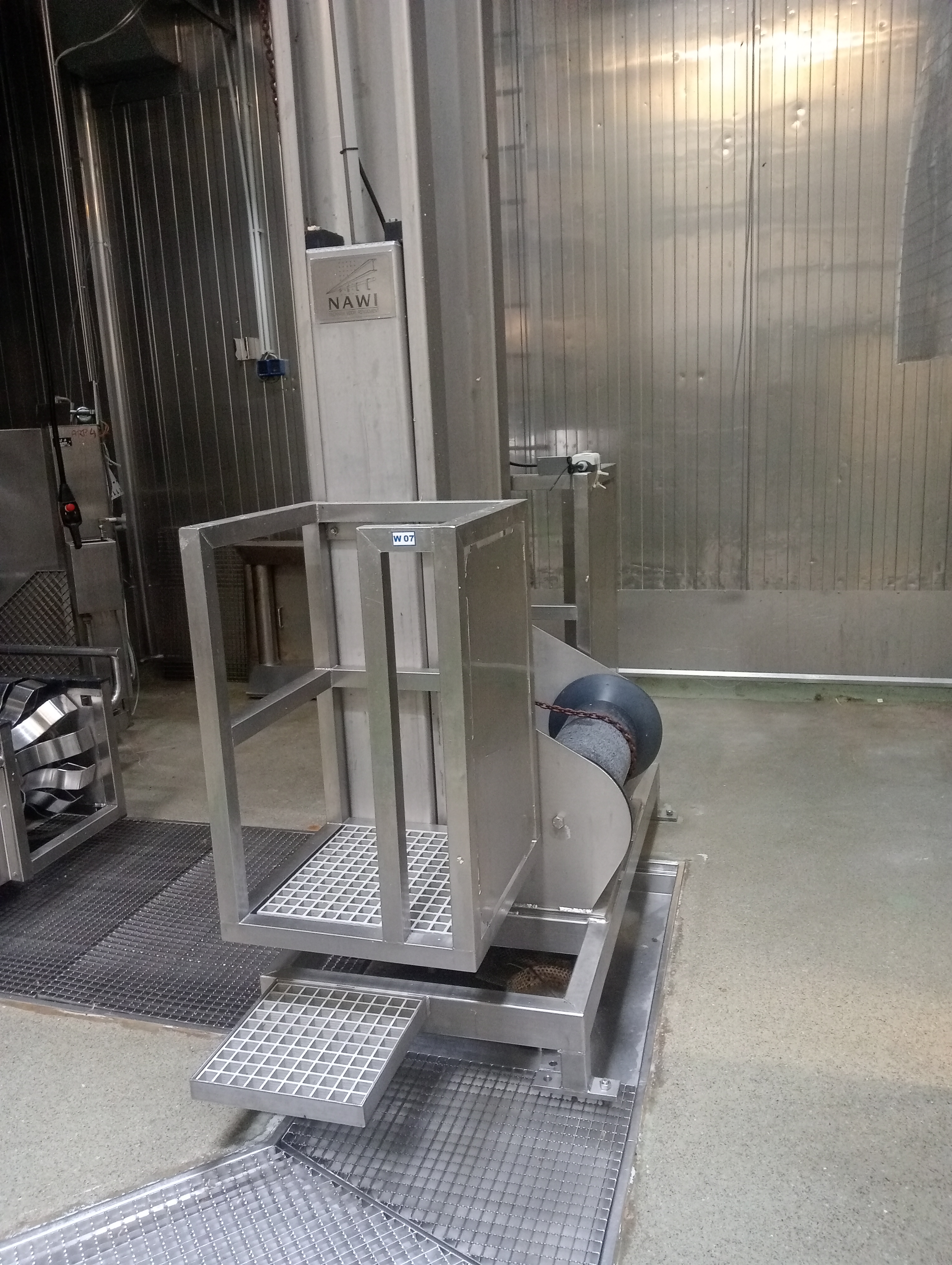 Used Dehider platform