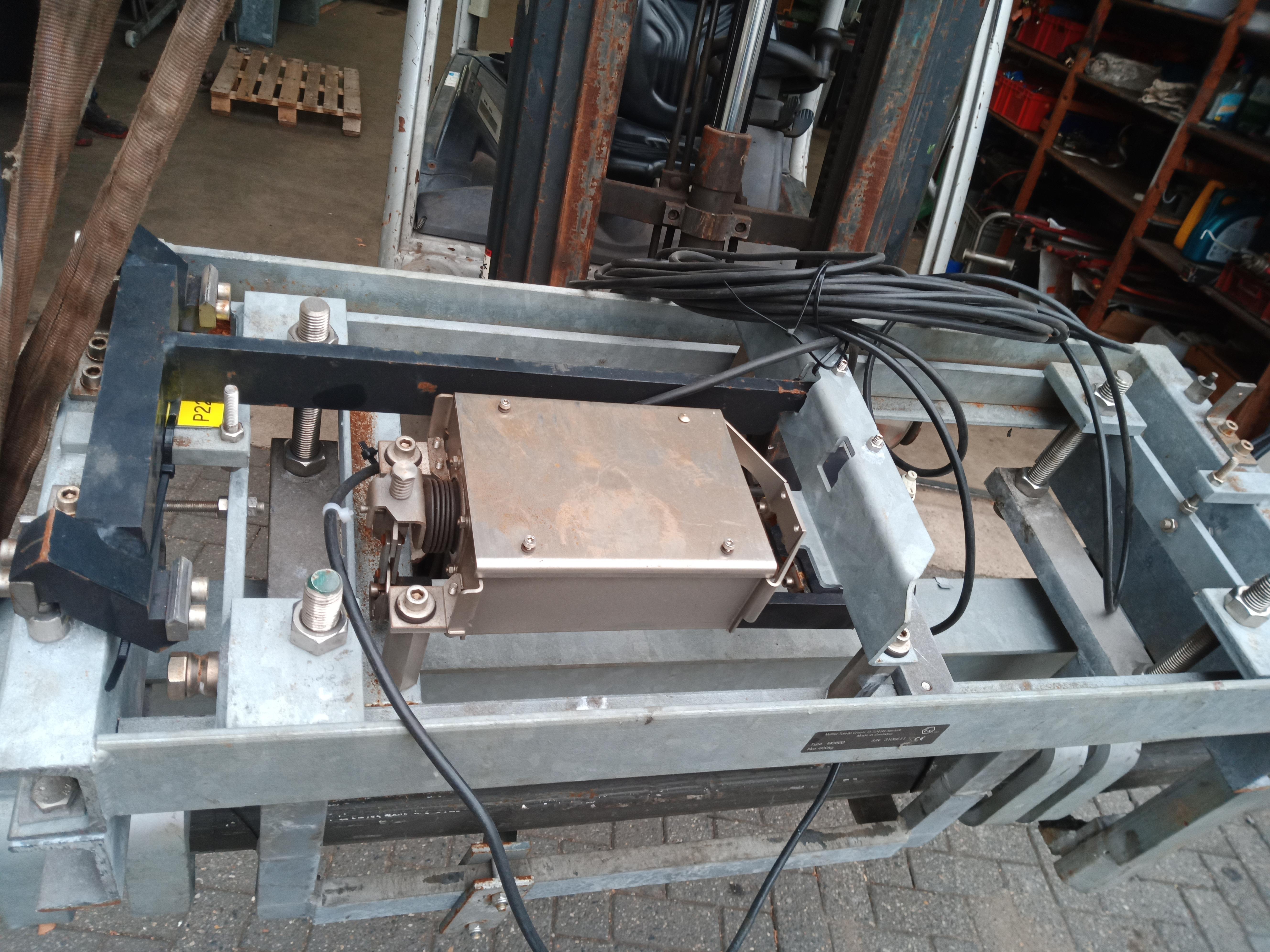 Used Tube weight scale