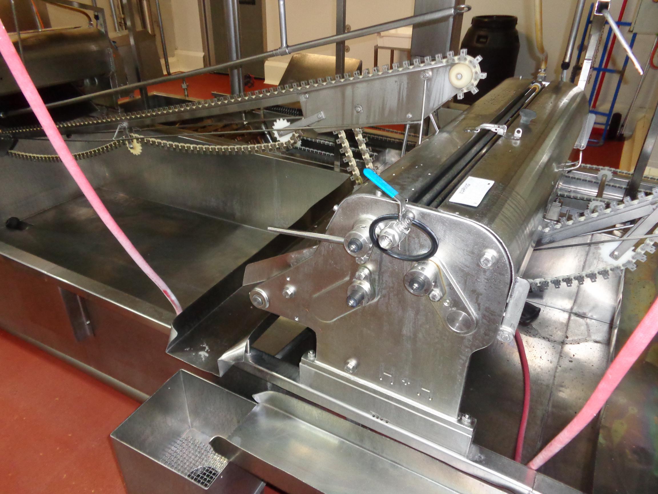 Used Intestine - Casing cleaning line