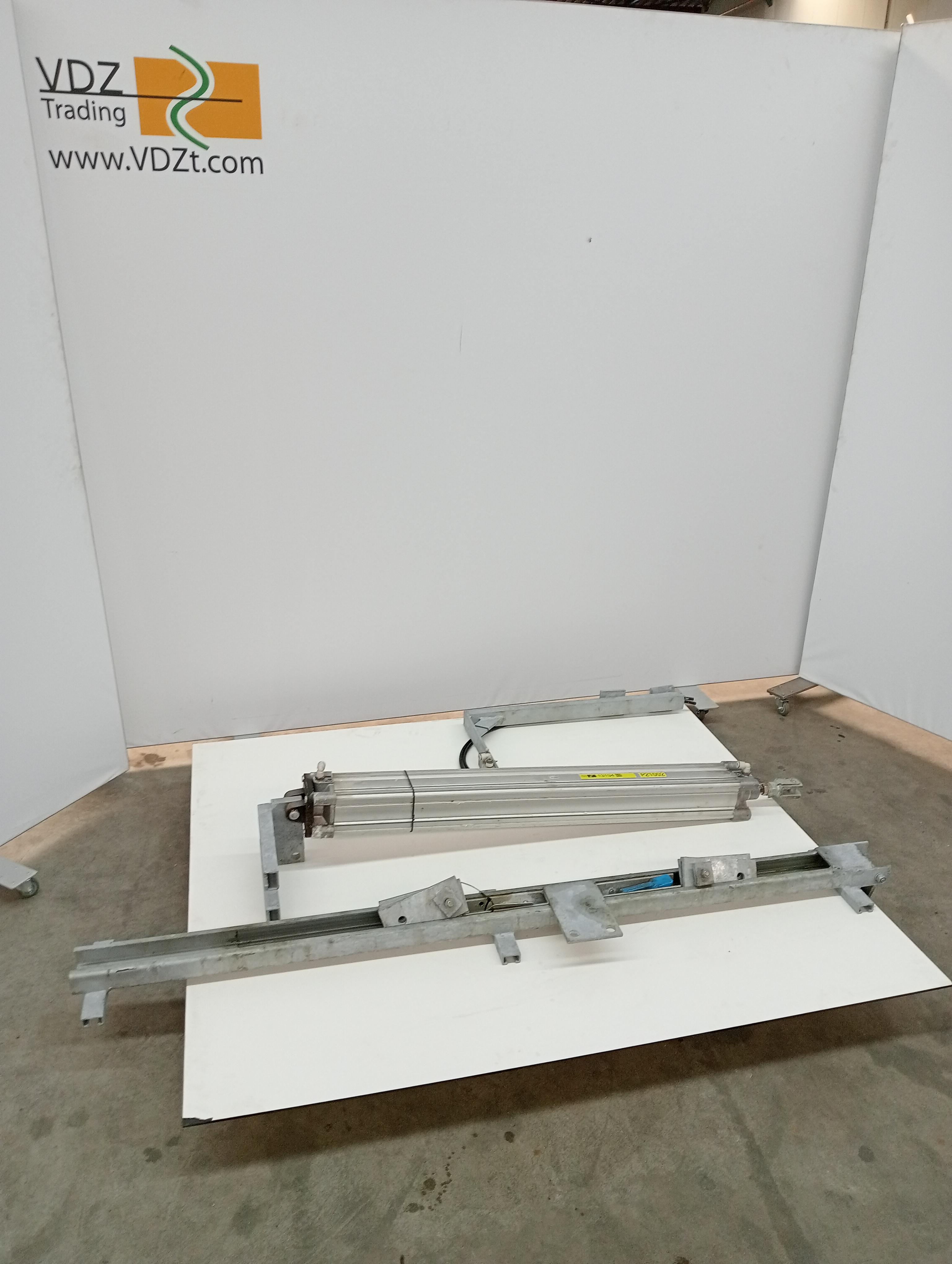 Used Spreading station