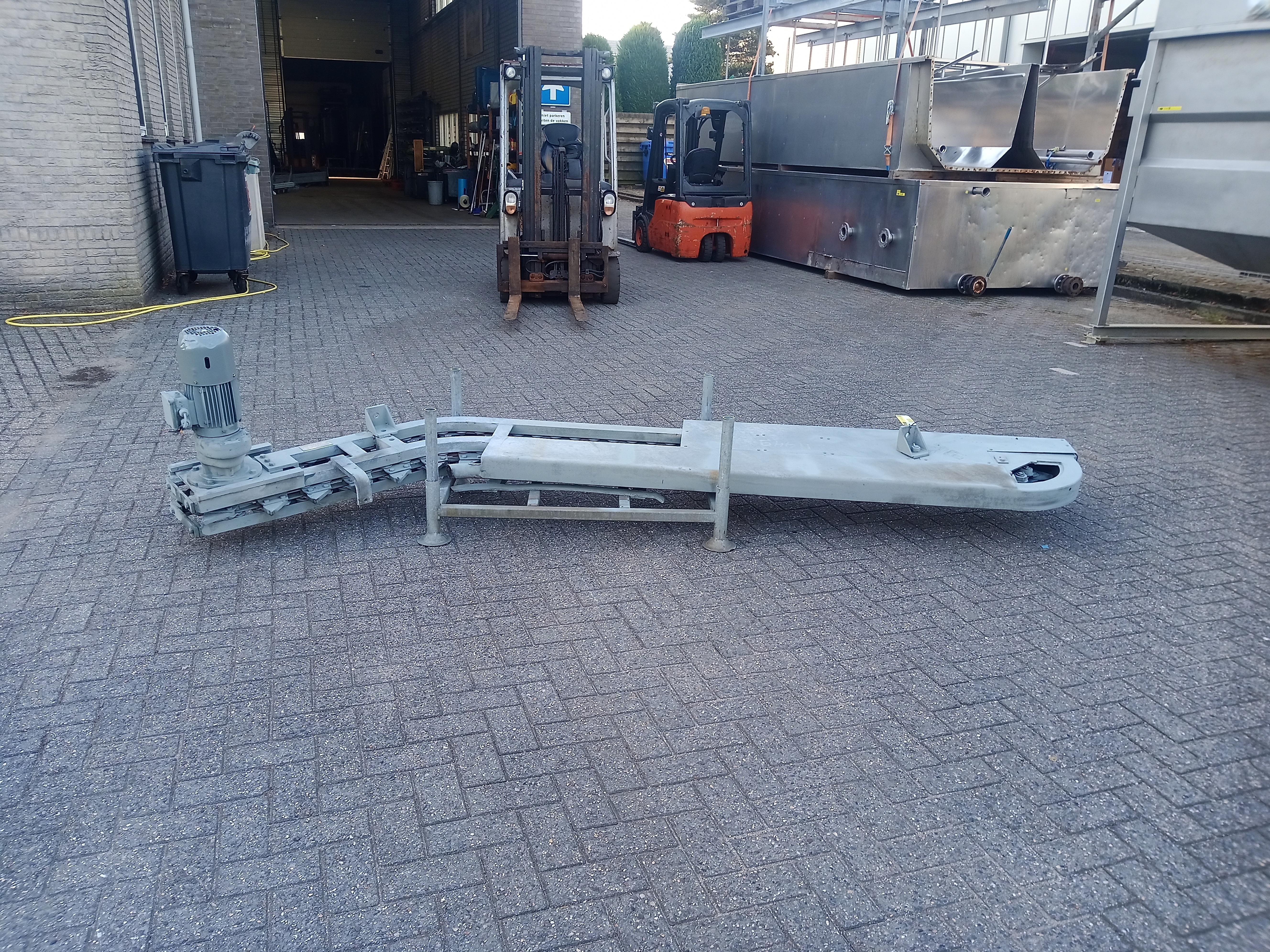 Used Lift conveyor