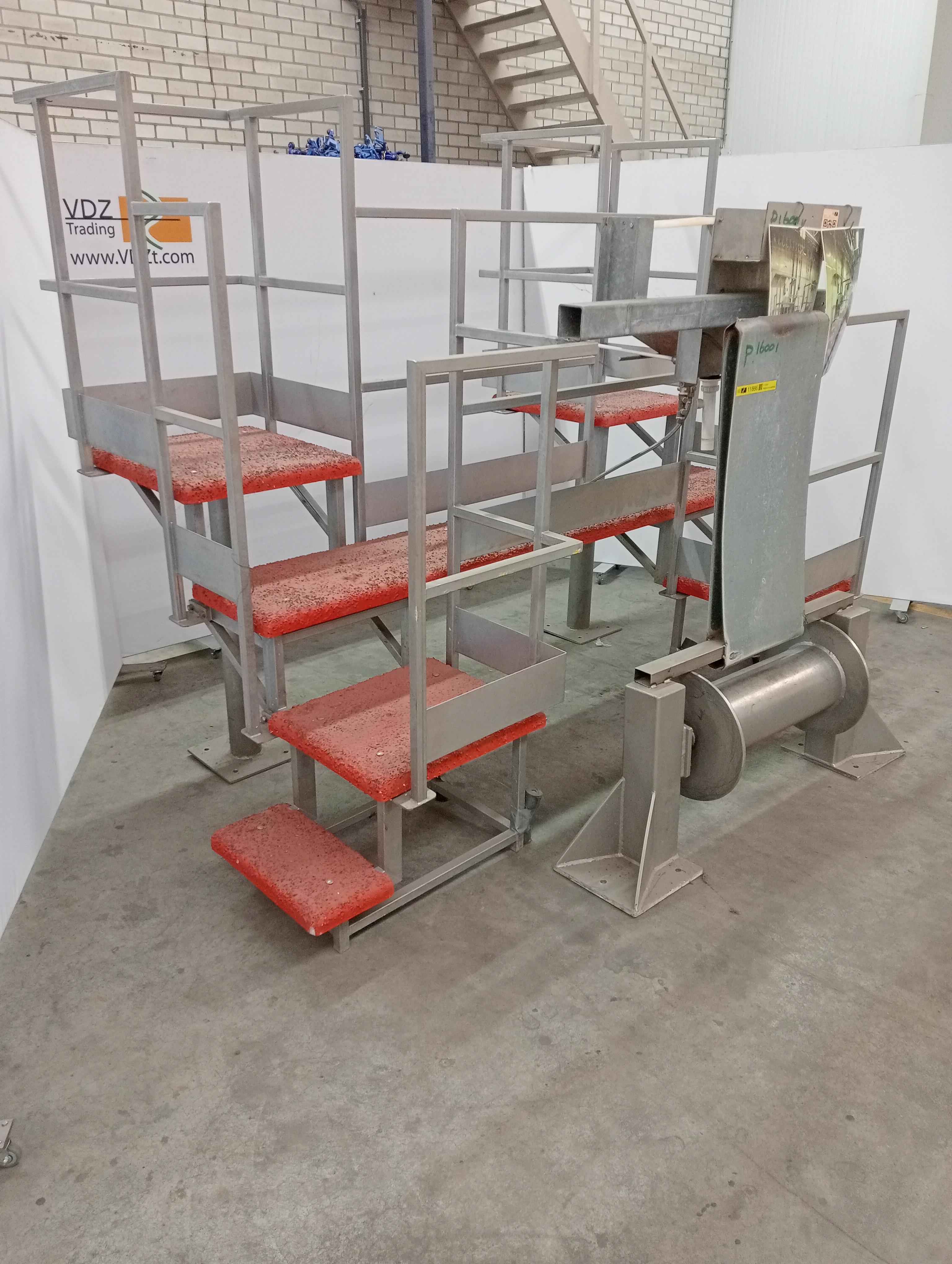 Used Dual platform with dehider roll