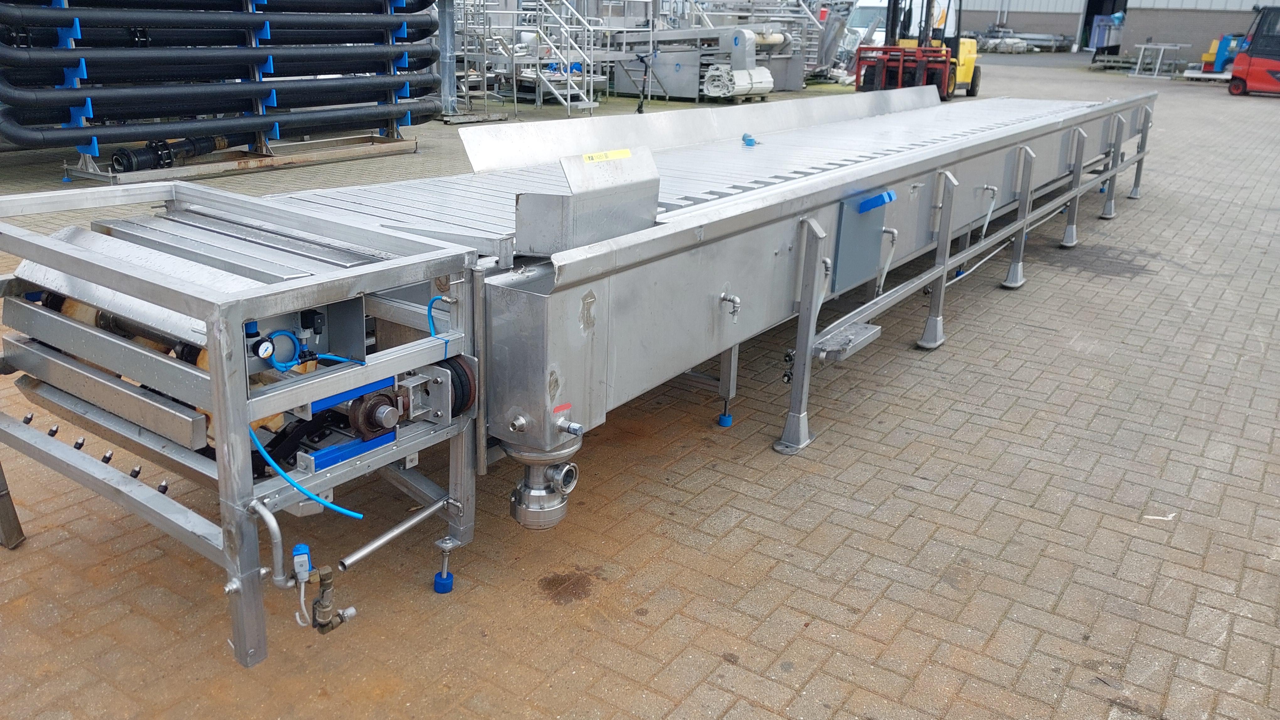 Used Bleeding table conveyor