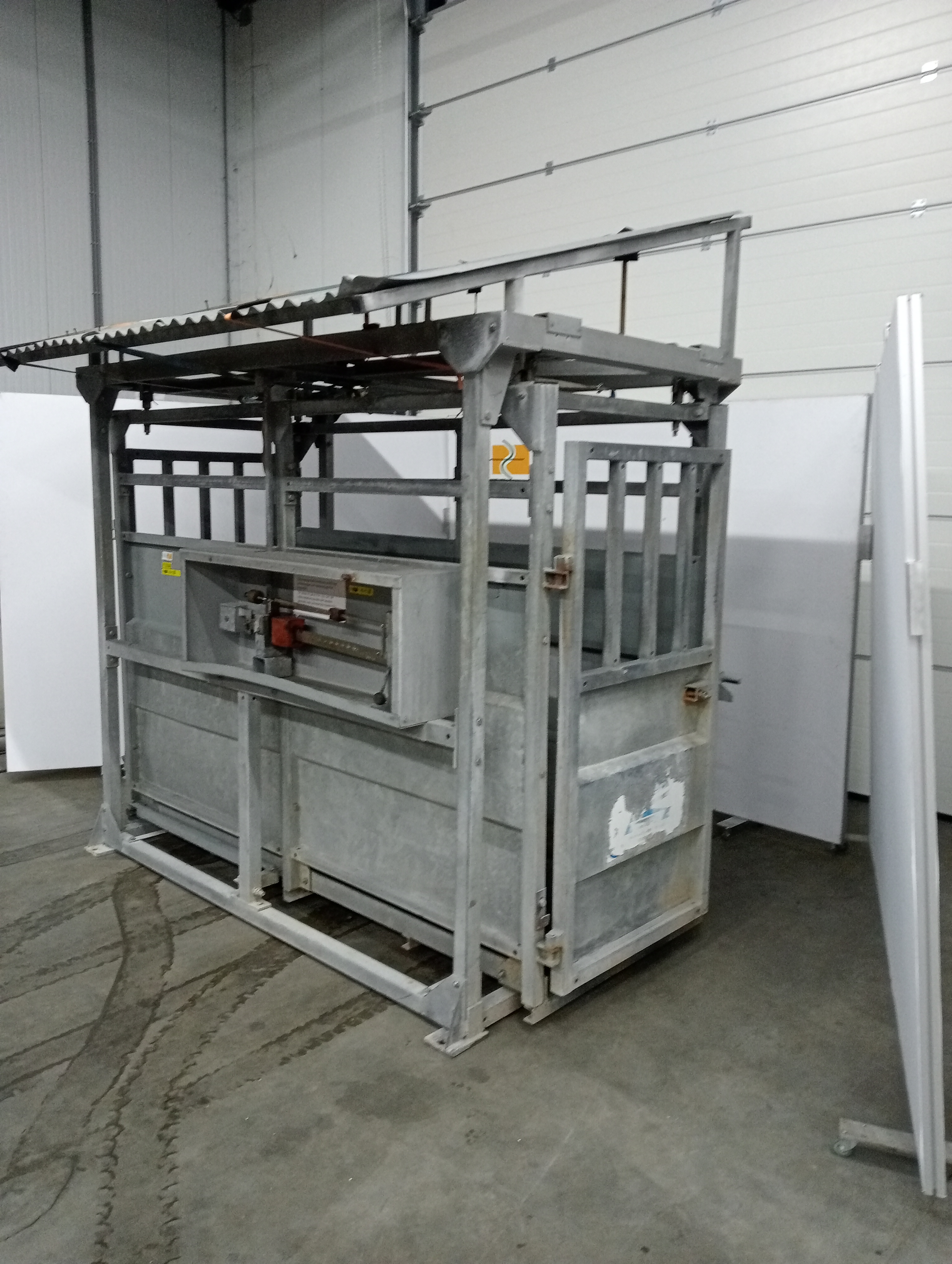 Used Weighing scale for live animals