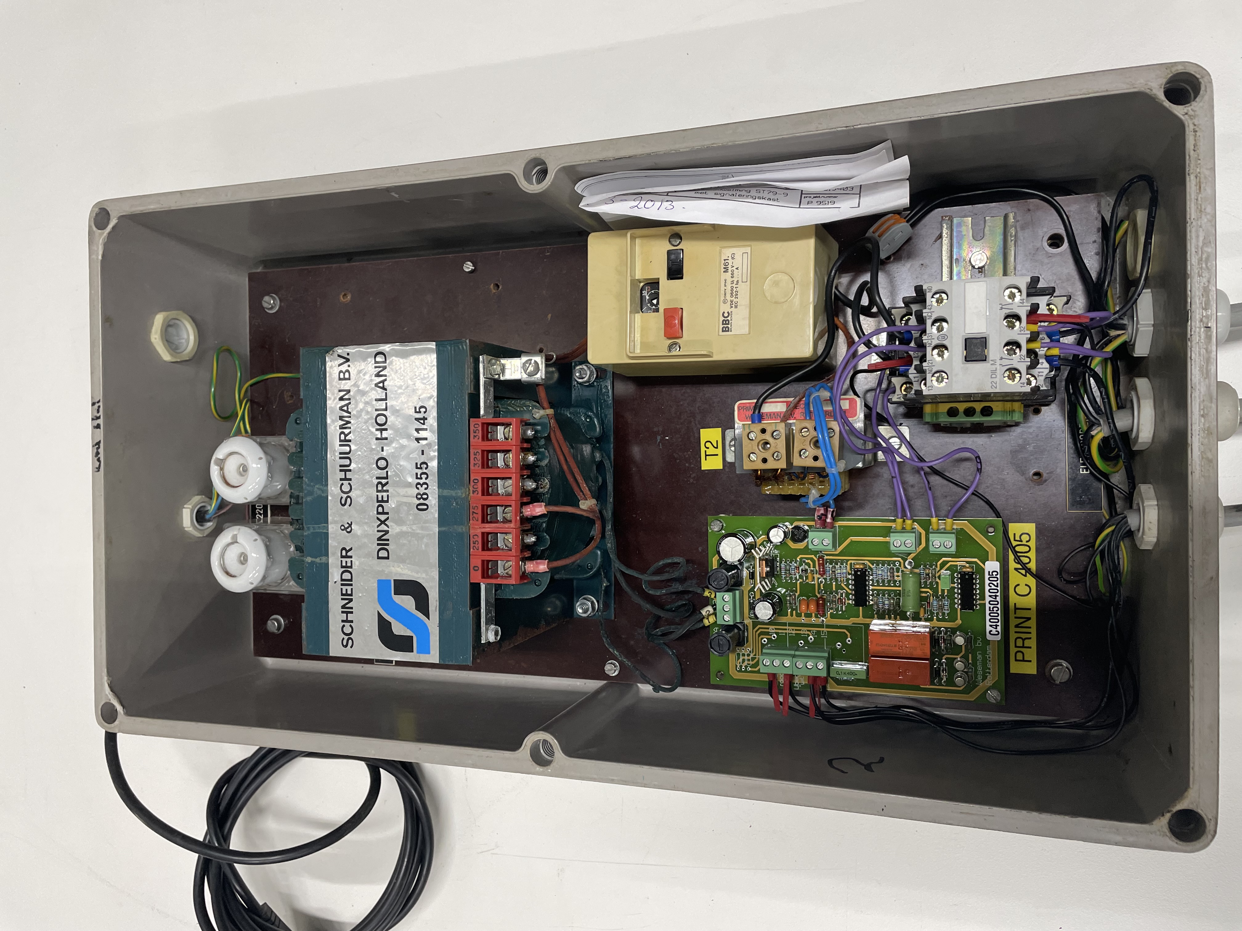 Used Stunning transformer with tongs