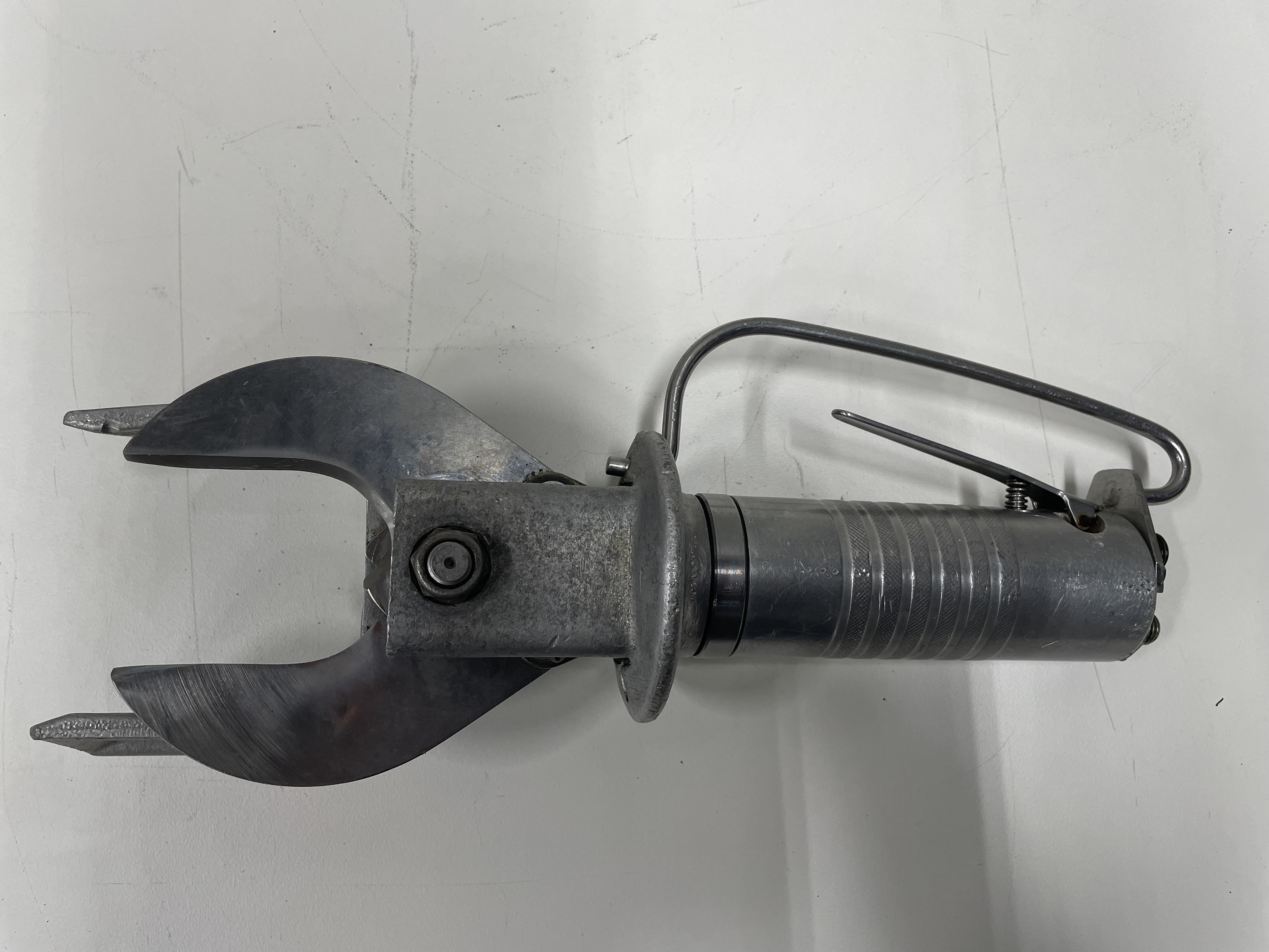 Used Leg cutter