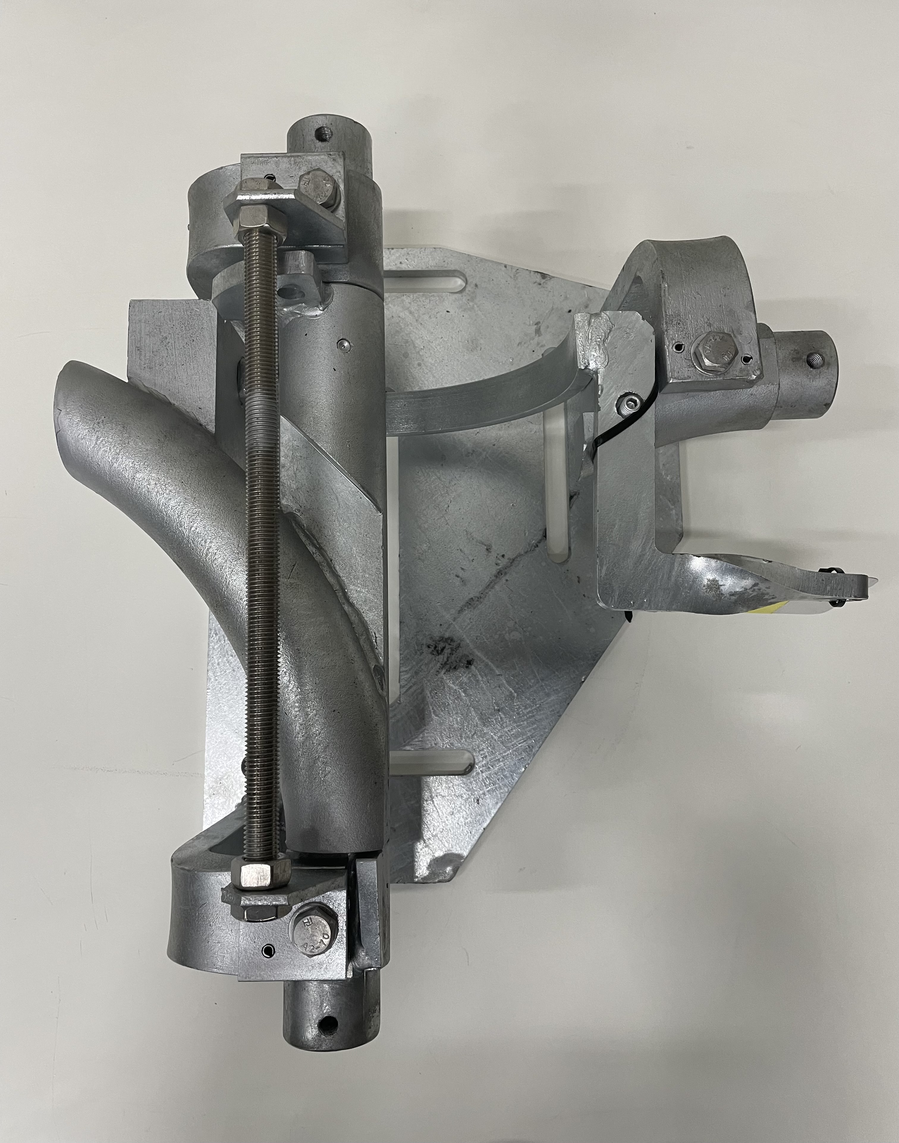 Used Switch left inside 90°. Tube height 15 cm. On plate