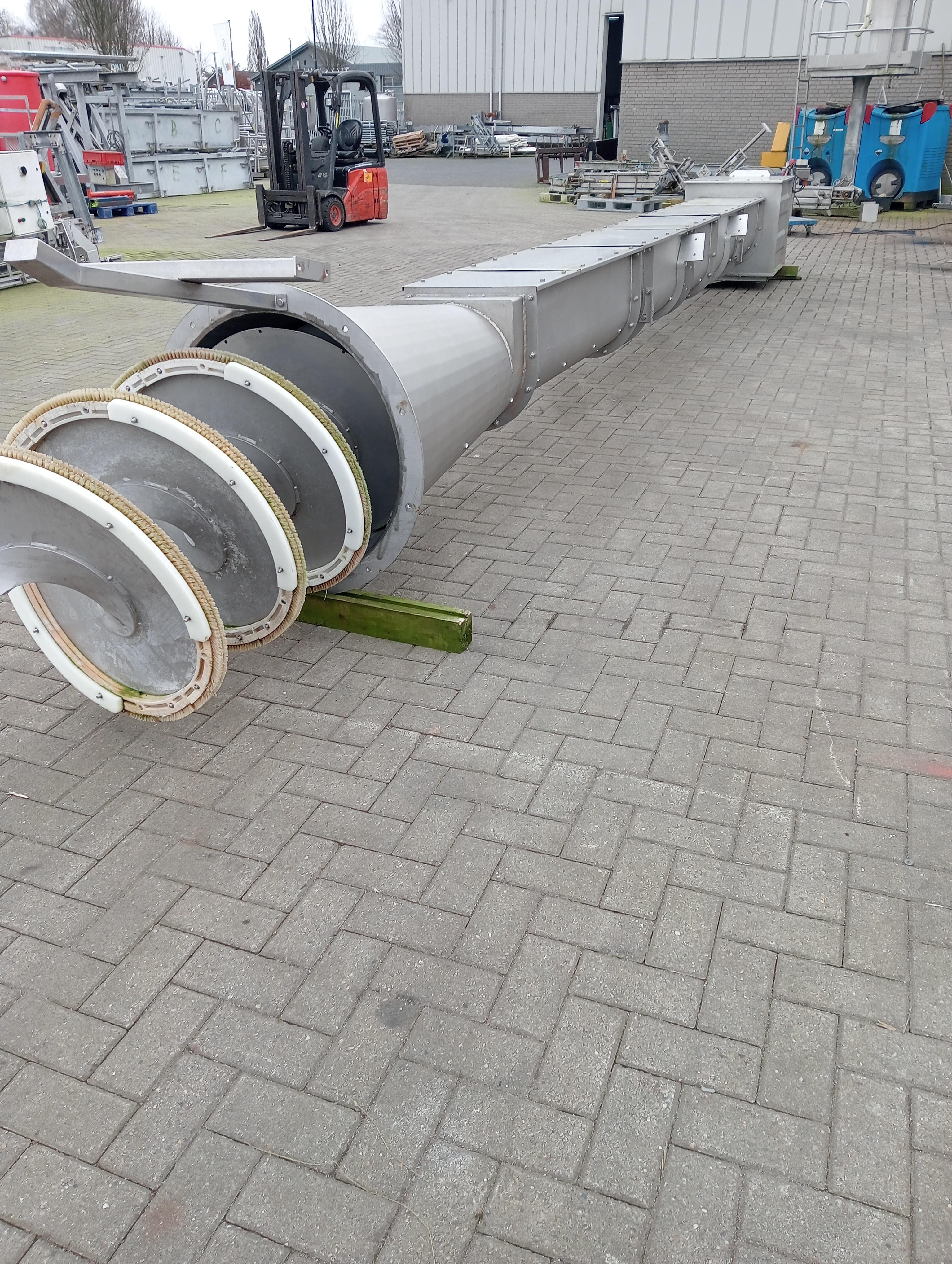 Used Screw Conveyor for feathers incl. feather separator