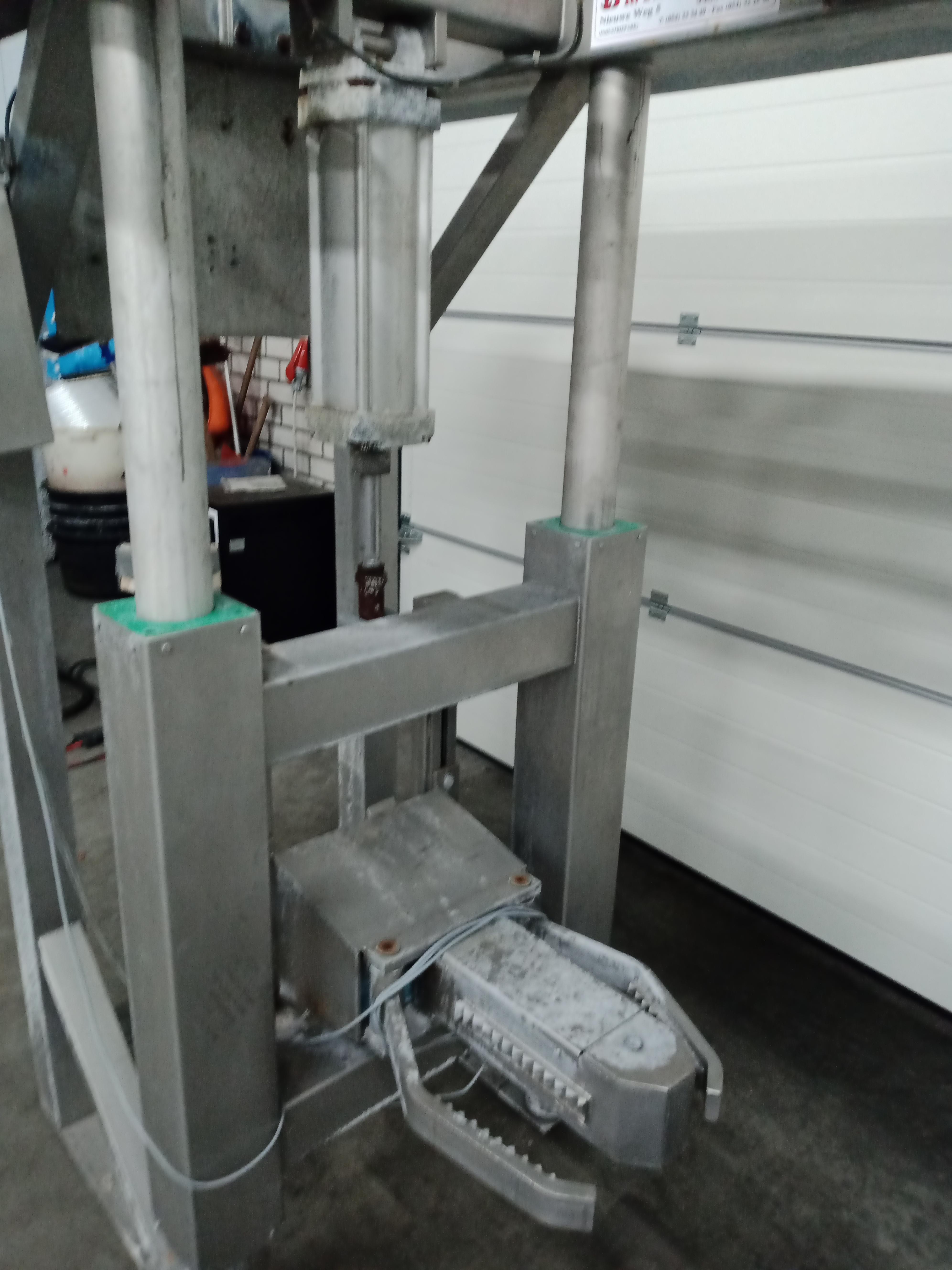 Used Rehanger to euro hooks