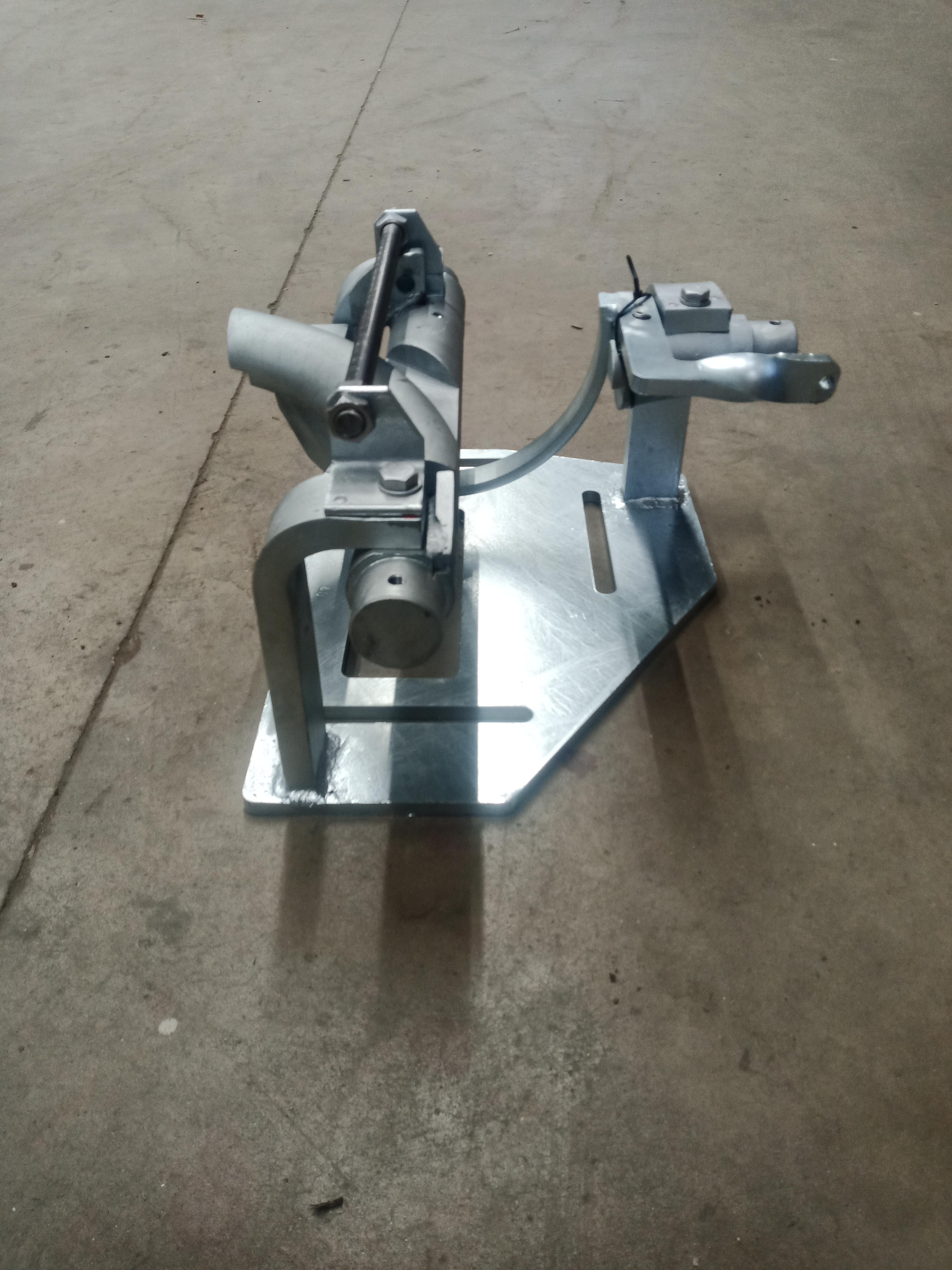 Used Switch left inside tube hight  90° 15cm tube hight on plate.