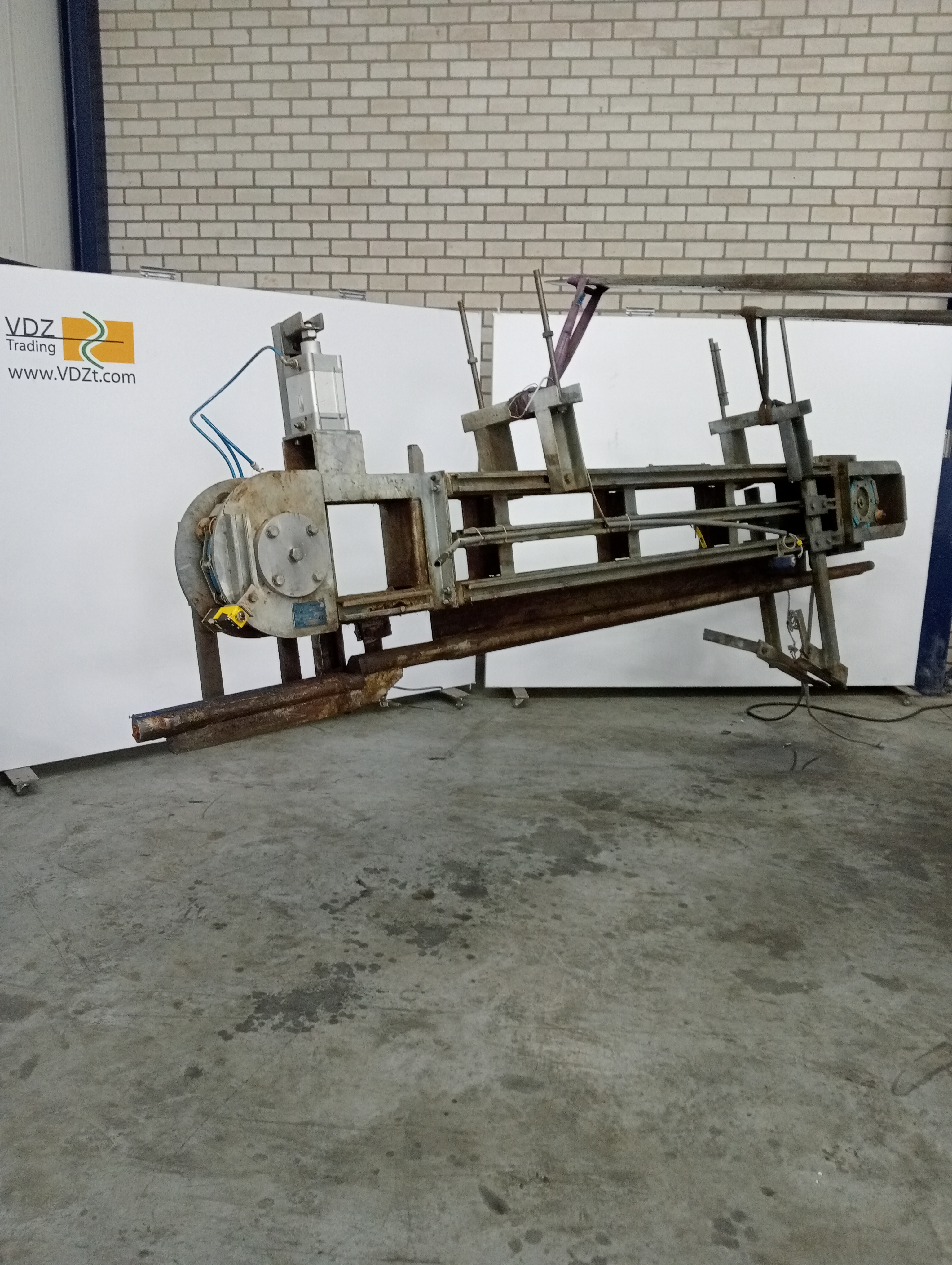 Used Conveyor with dropper