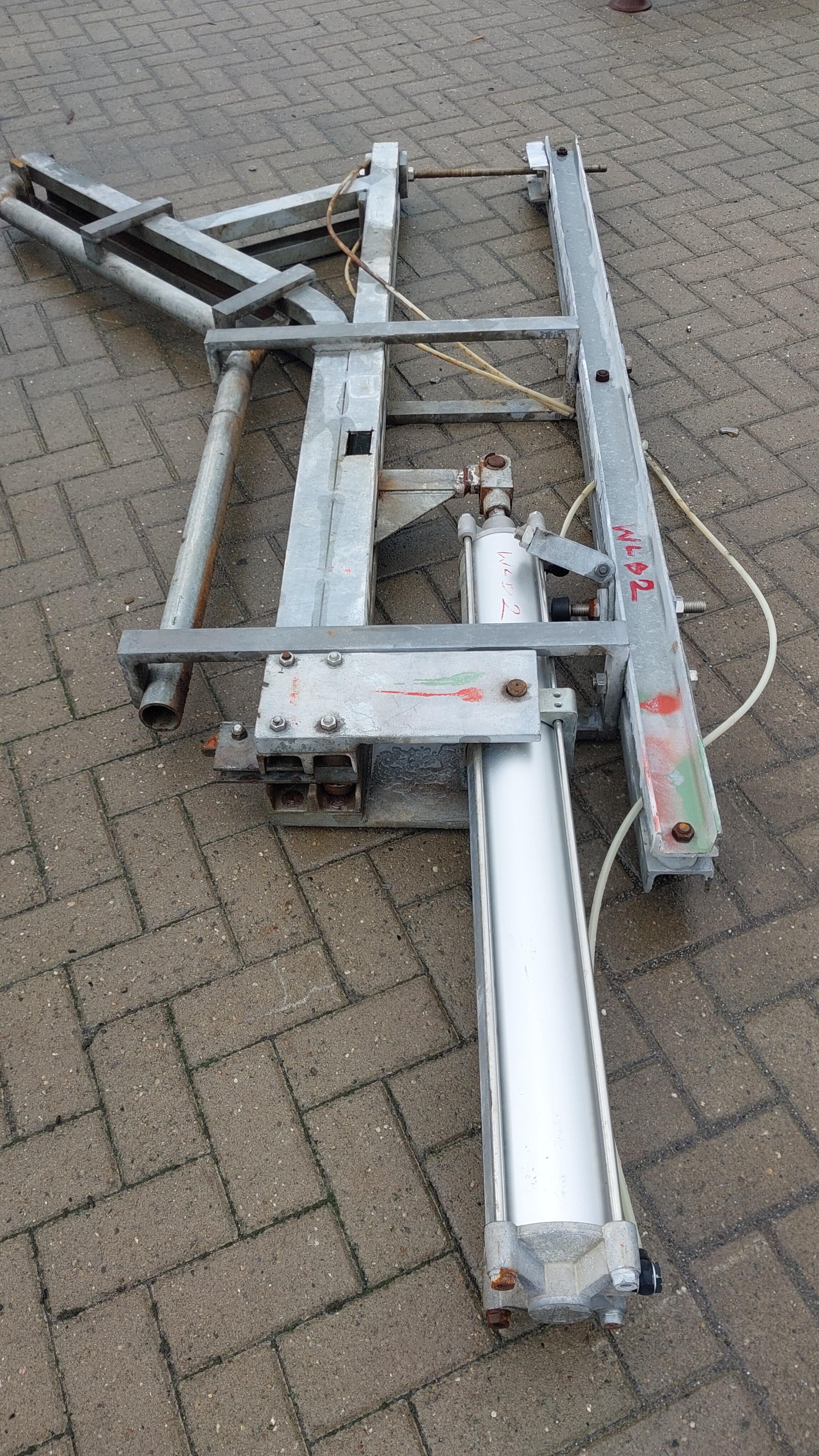 Used Walking beam lift