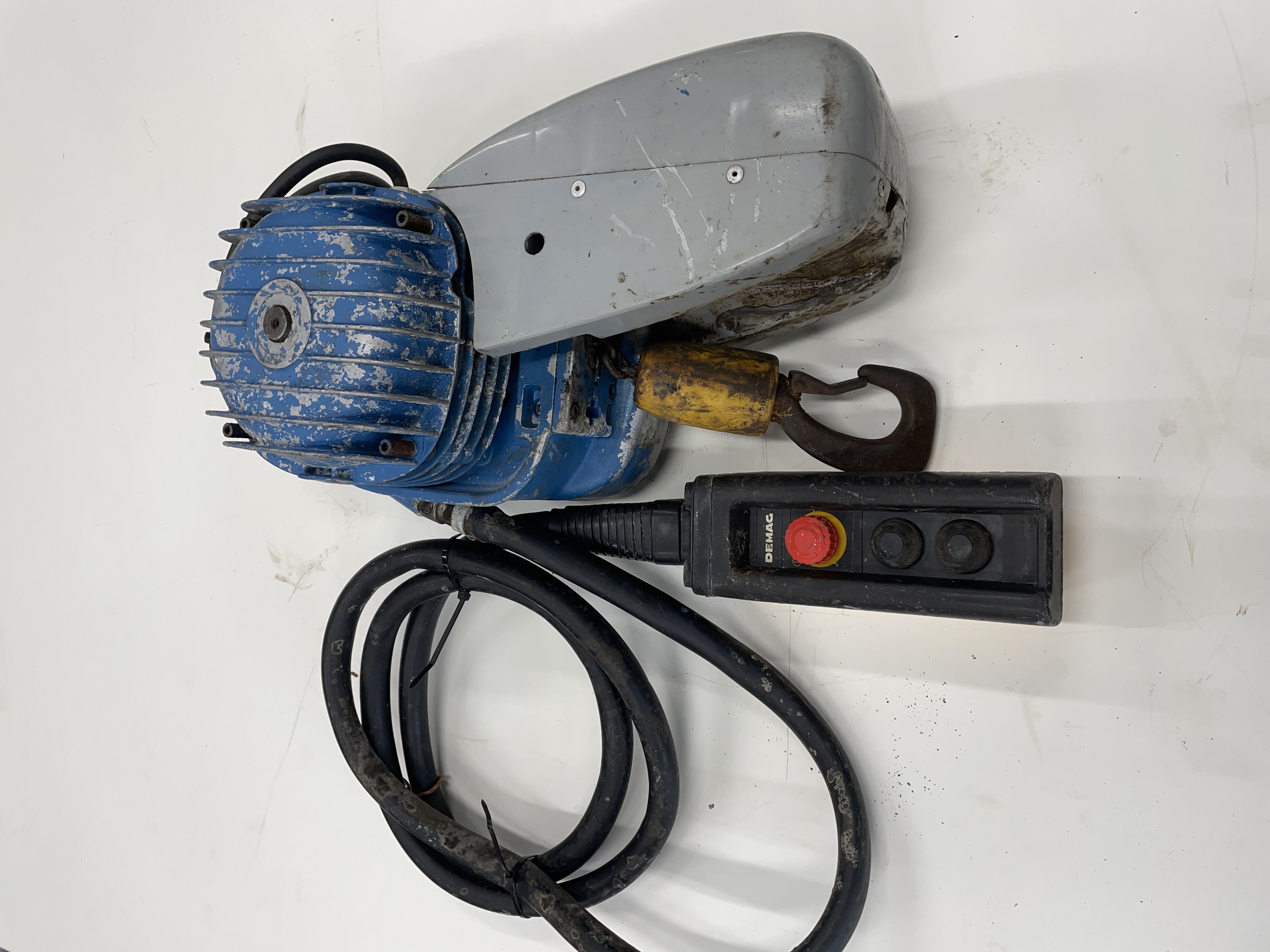 Used Chain hoist