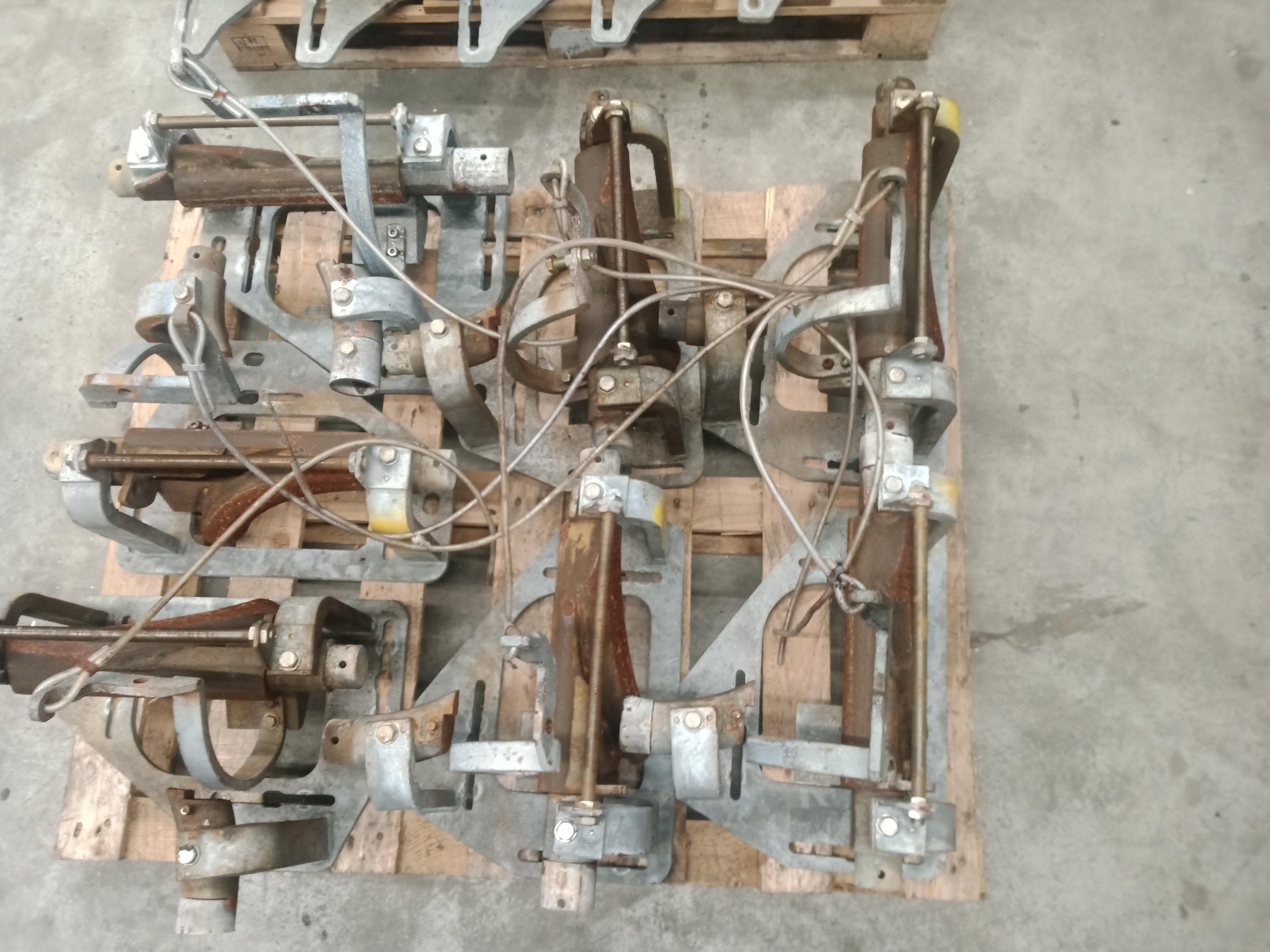 Used Switch left inside 90° tube height 15 cm