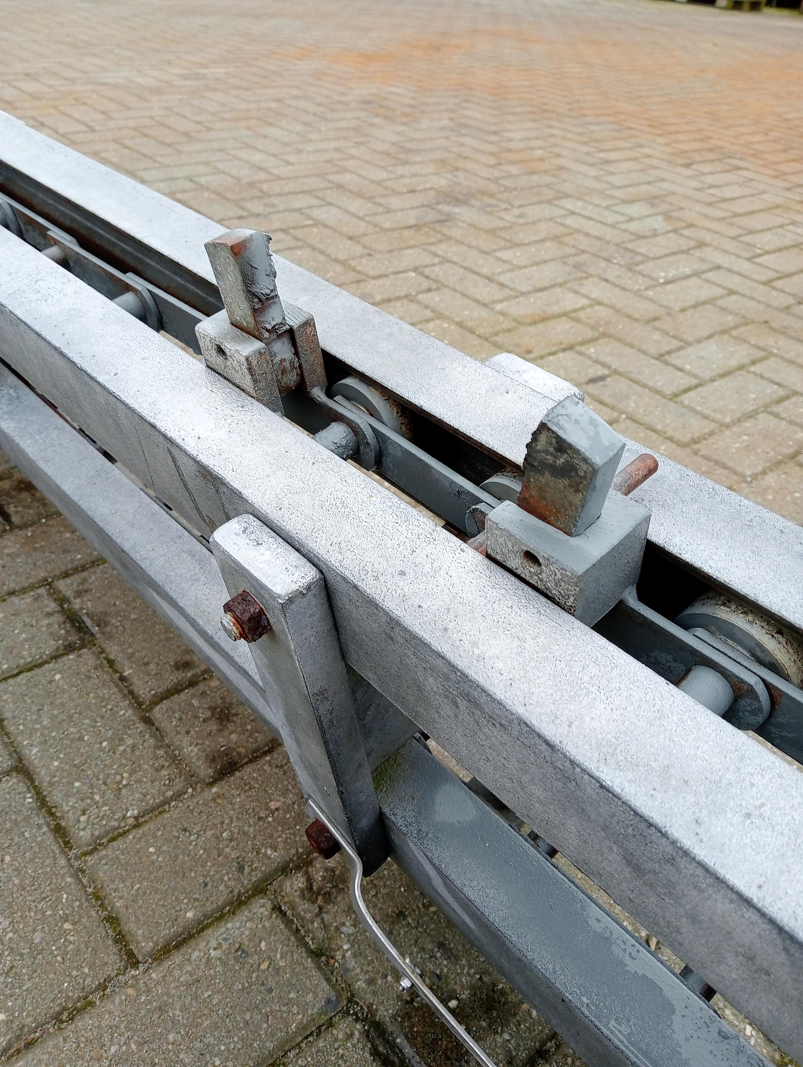 Used Conveyor vertical