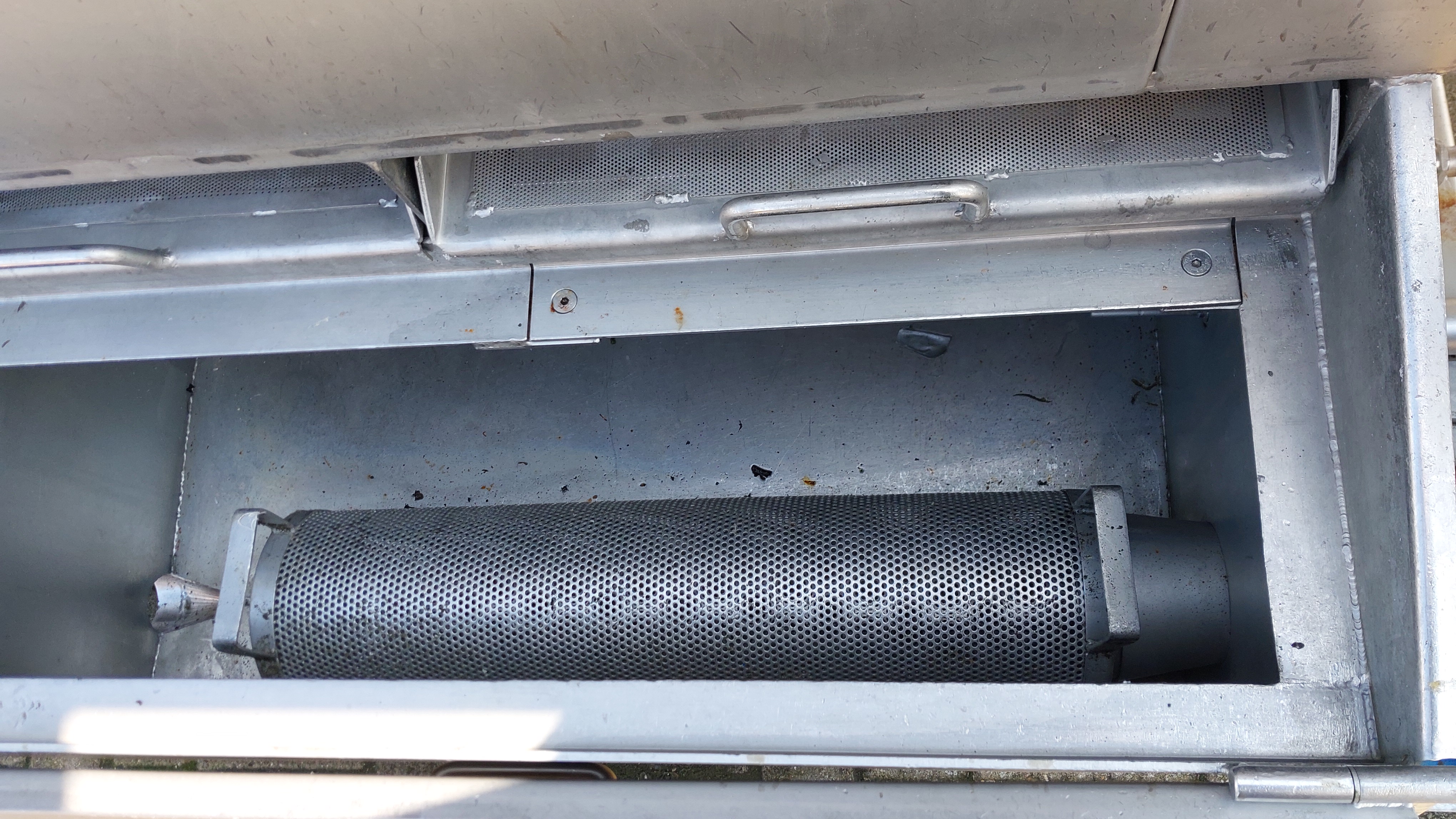 Used Crate washer and dryer