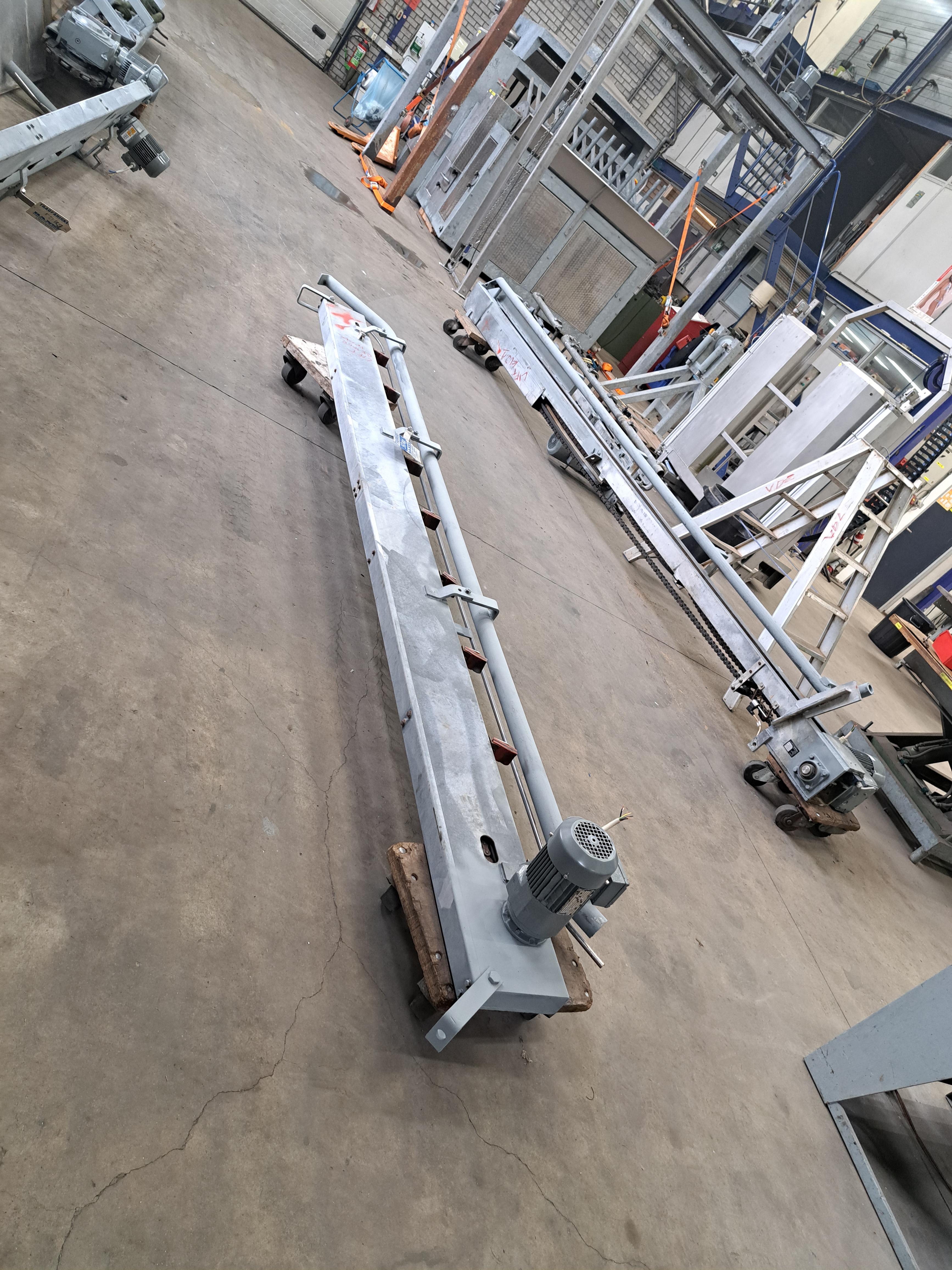 Used Empty hook conveyor