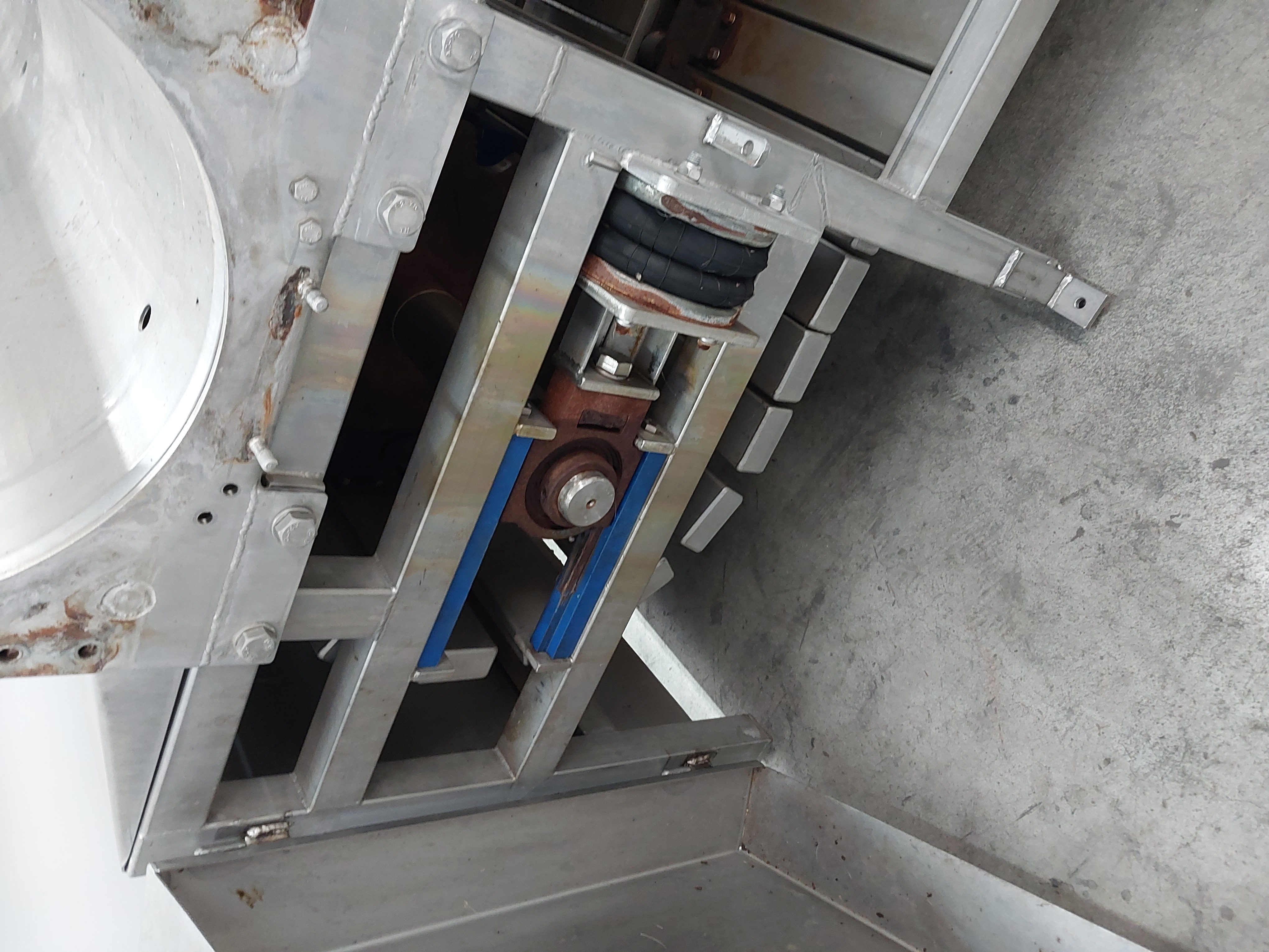 Used Gambrelling - Rehanging conveyor