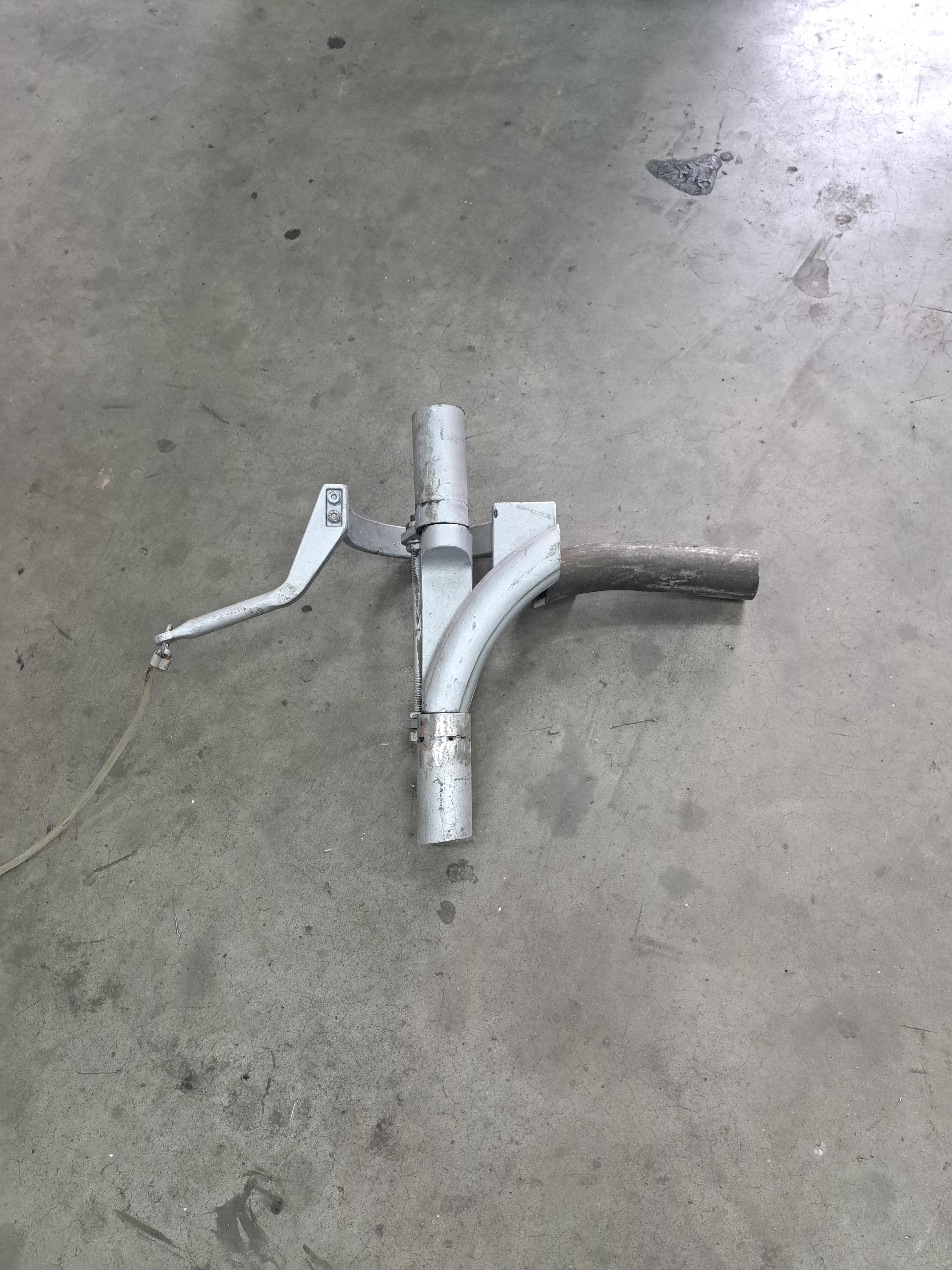 Used Switch right inside 90 without groundplate