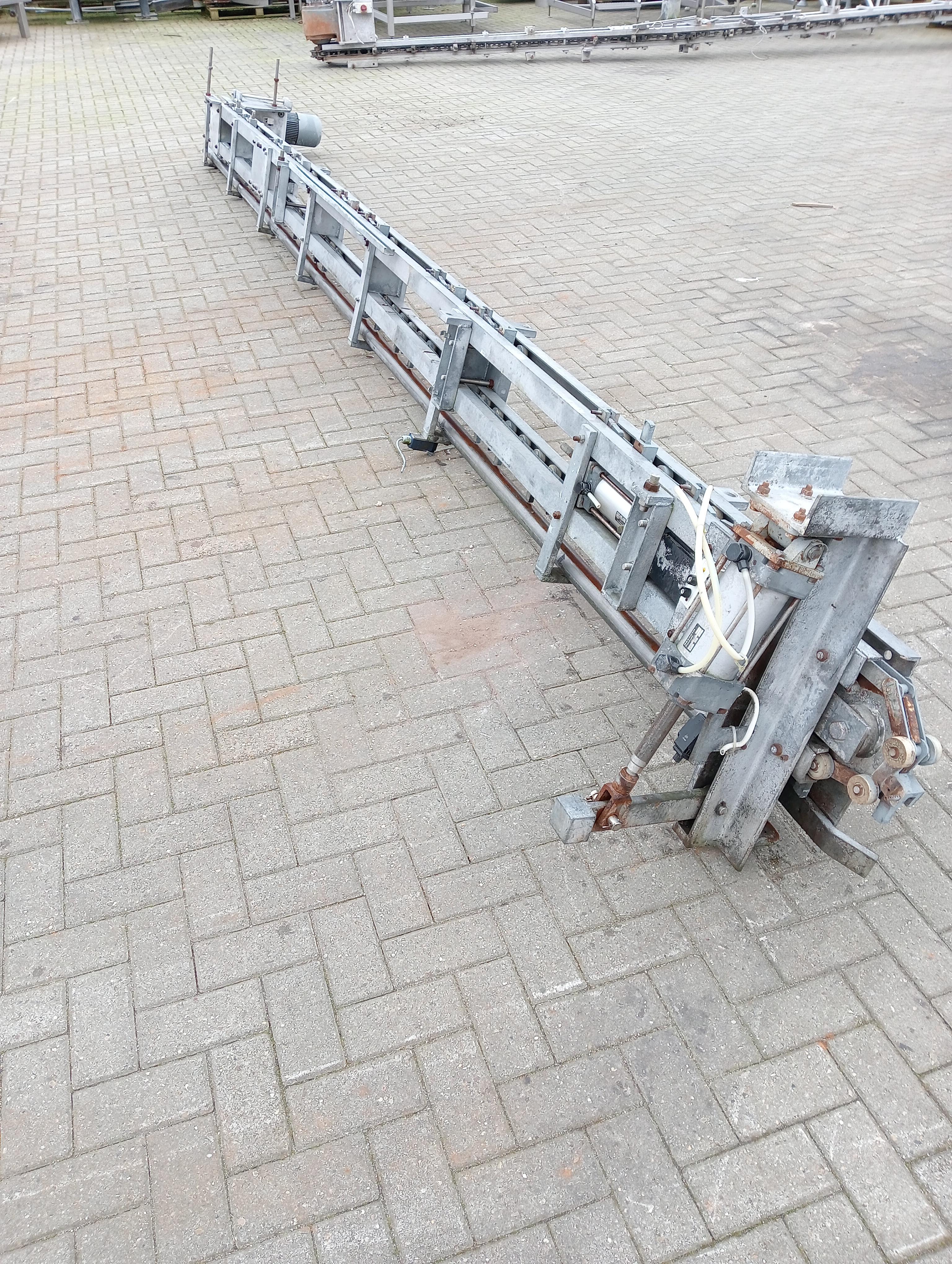 Used Conveyor vertical