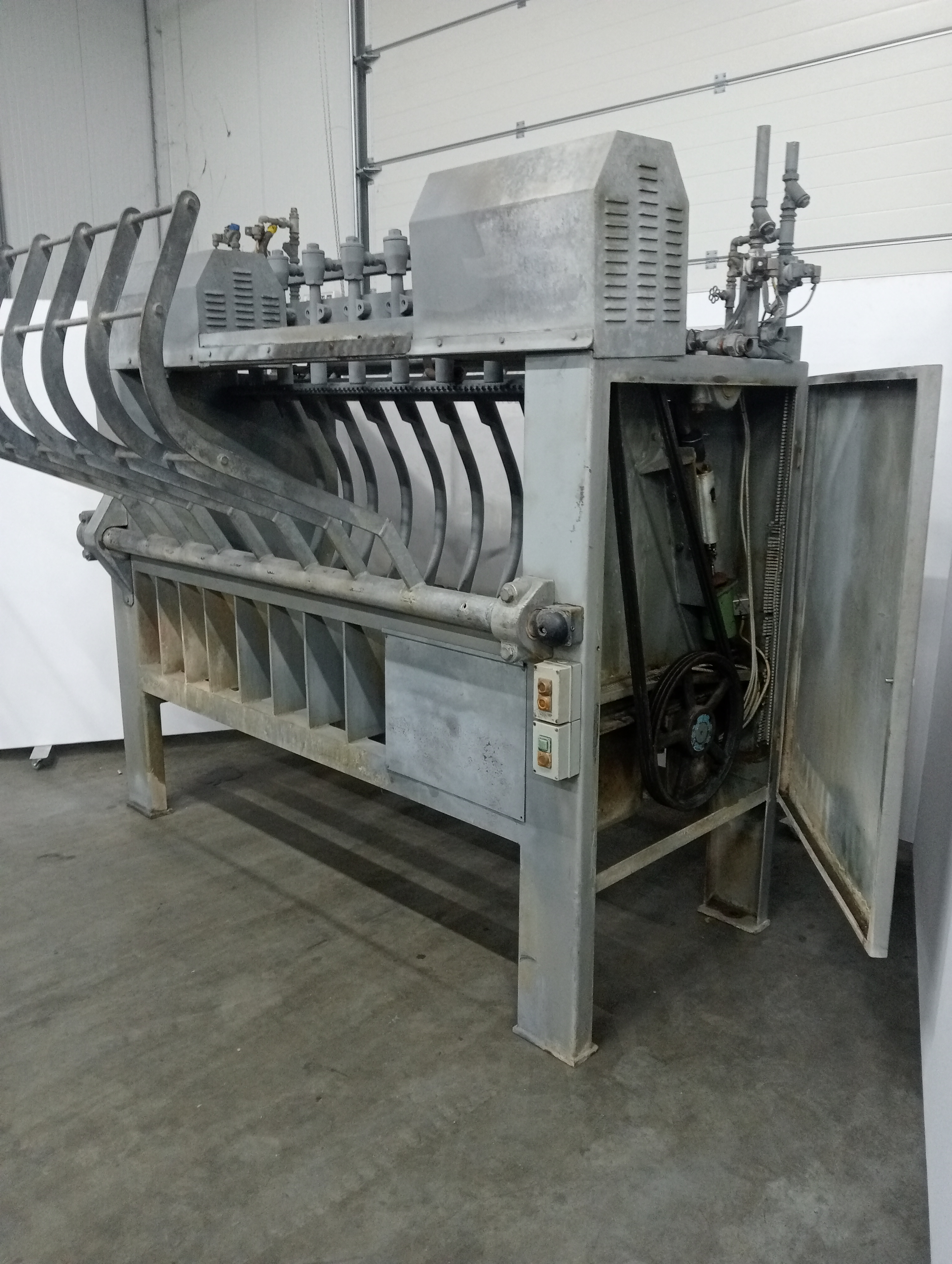 Used Dehairing machine with singers