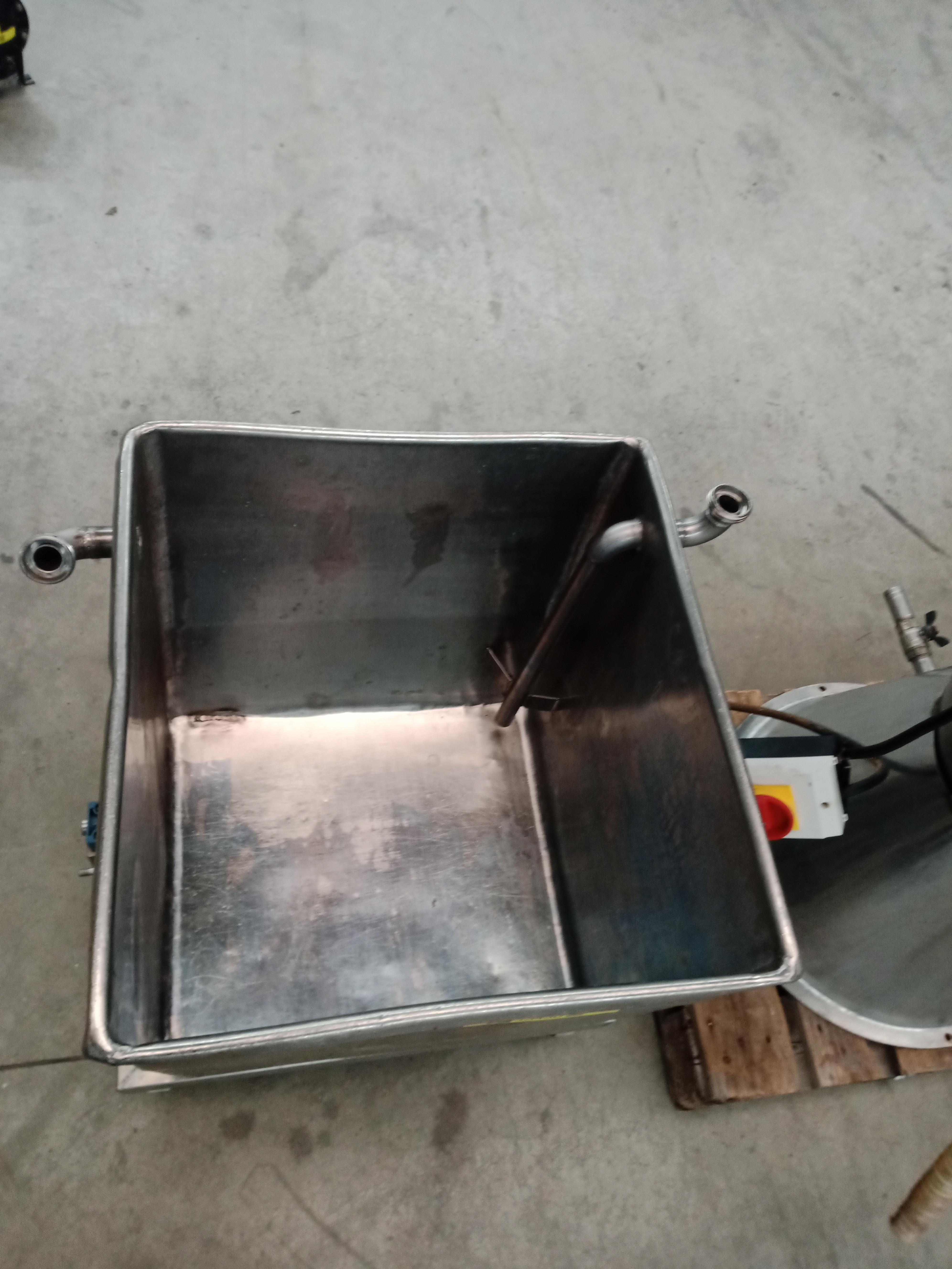 Used Mucosa mixer