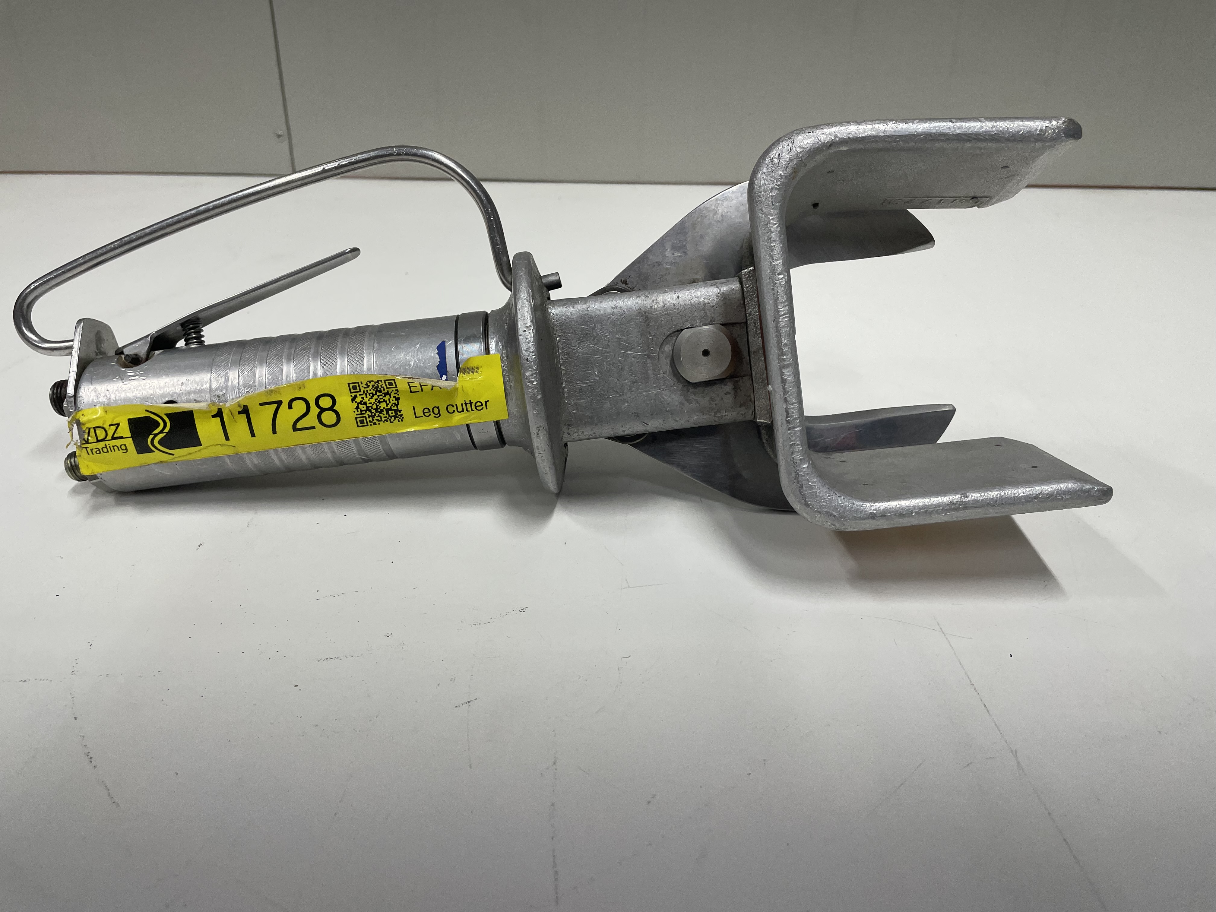 Used Leg cutter