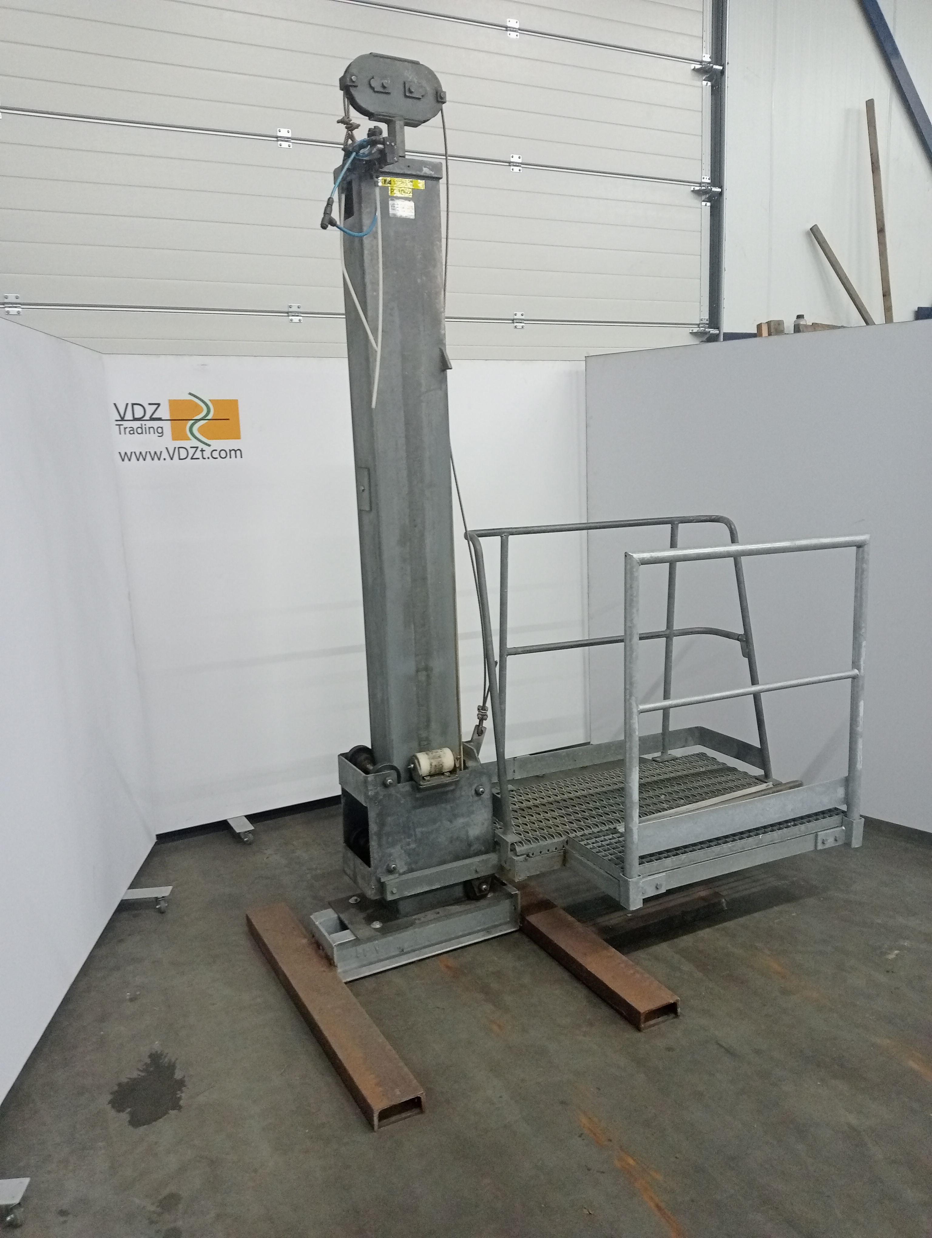 Used Movable platform