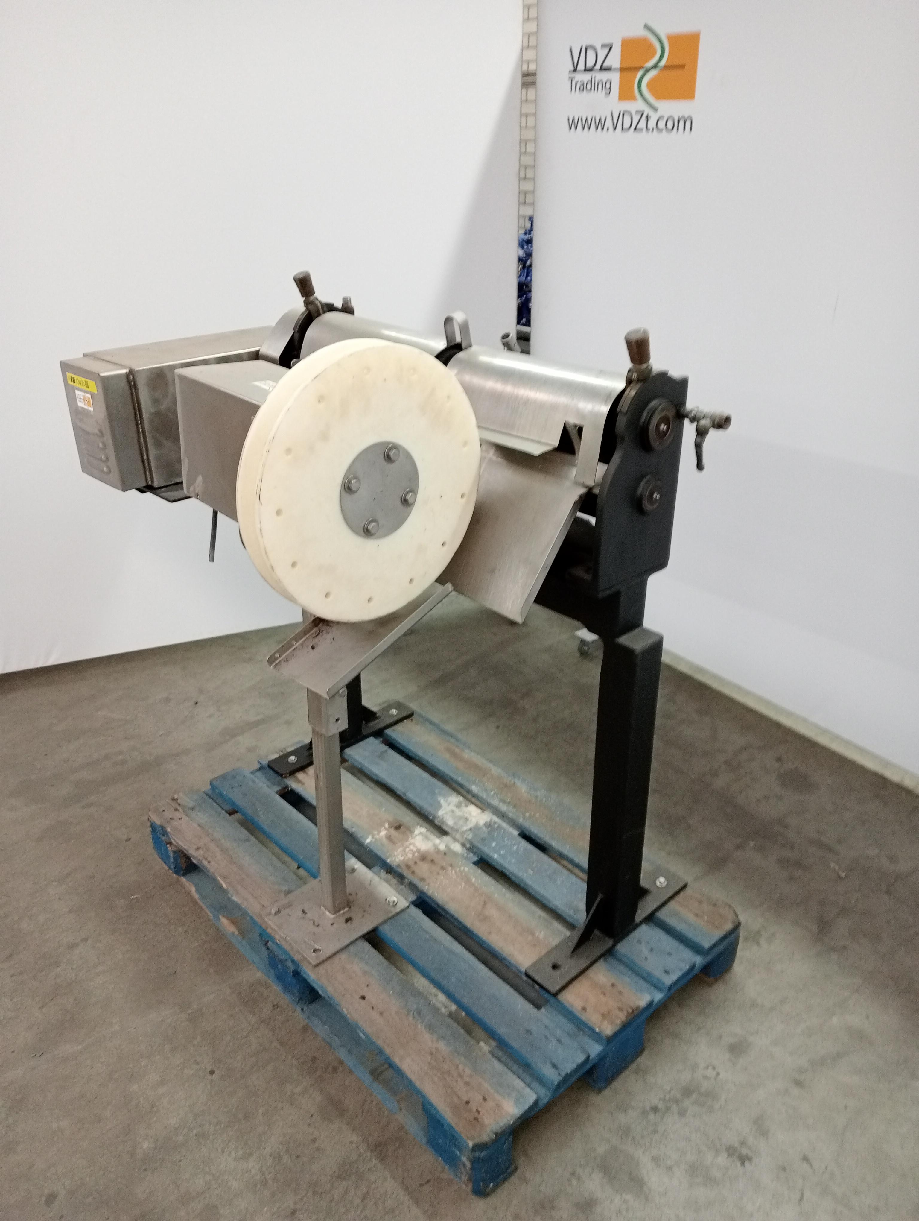 Used Intestine - Casing cleaning line