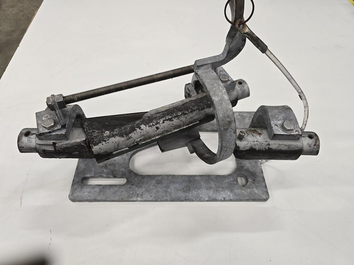 Used Switch - 25 degrees