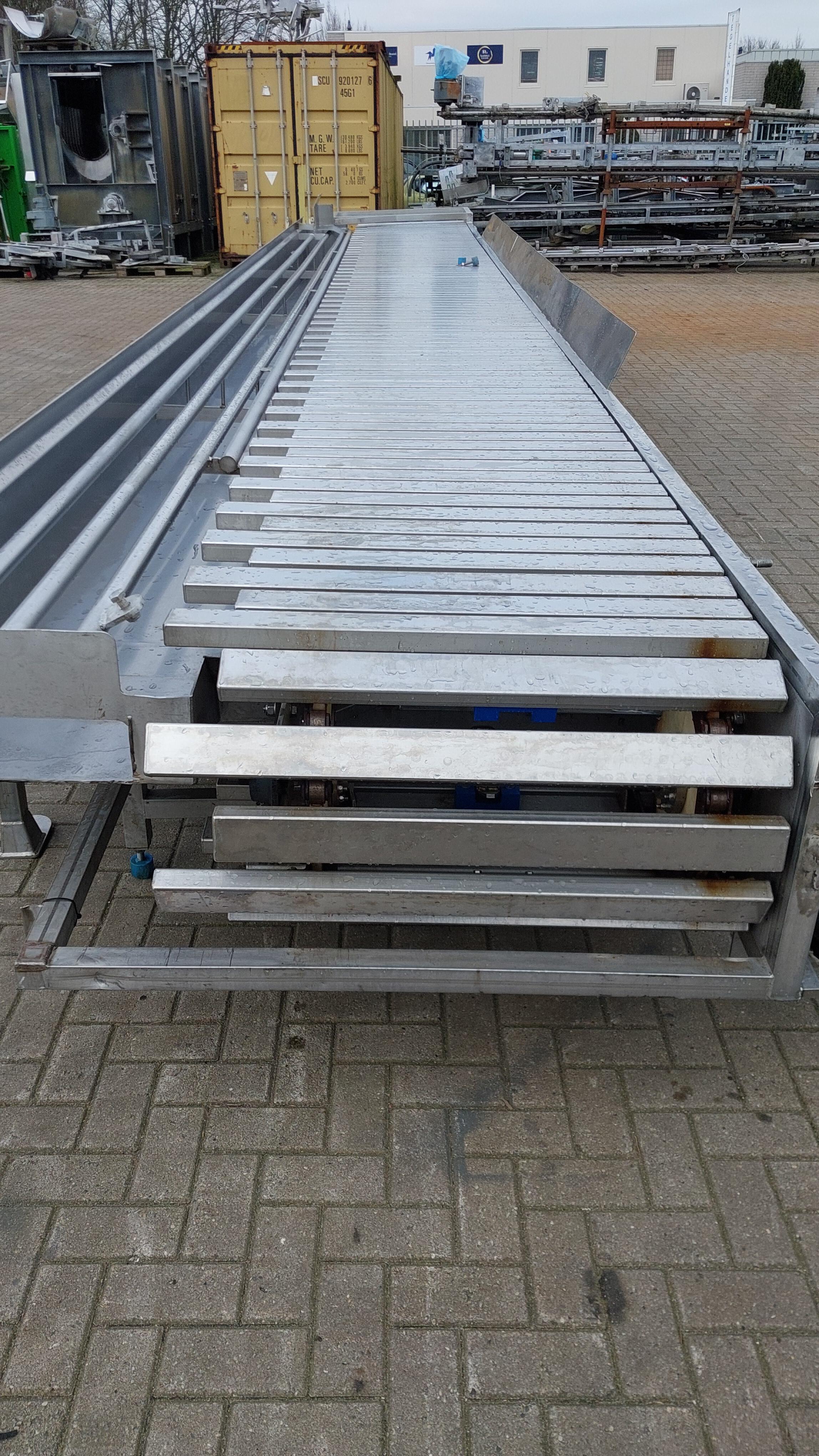 Used Bleeding table conveyor