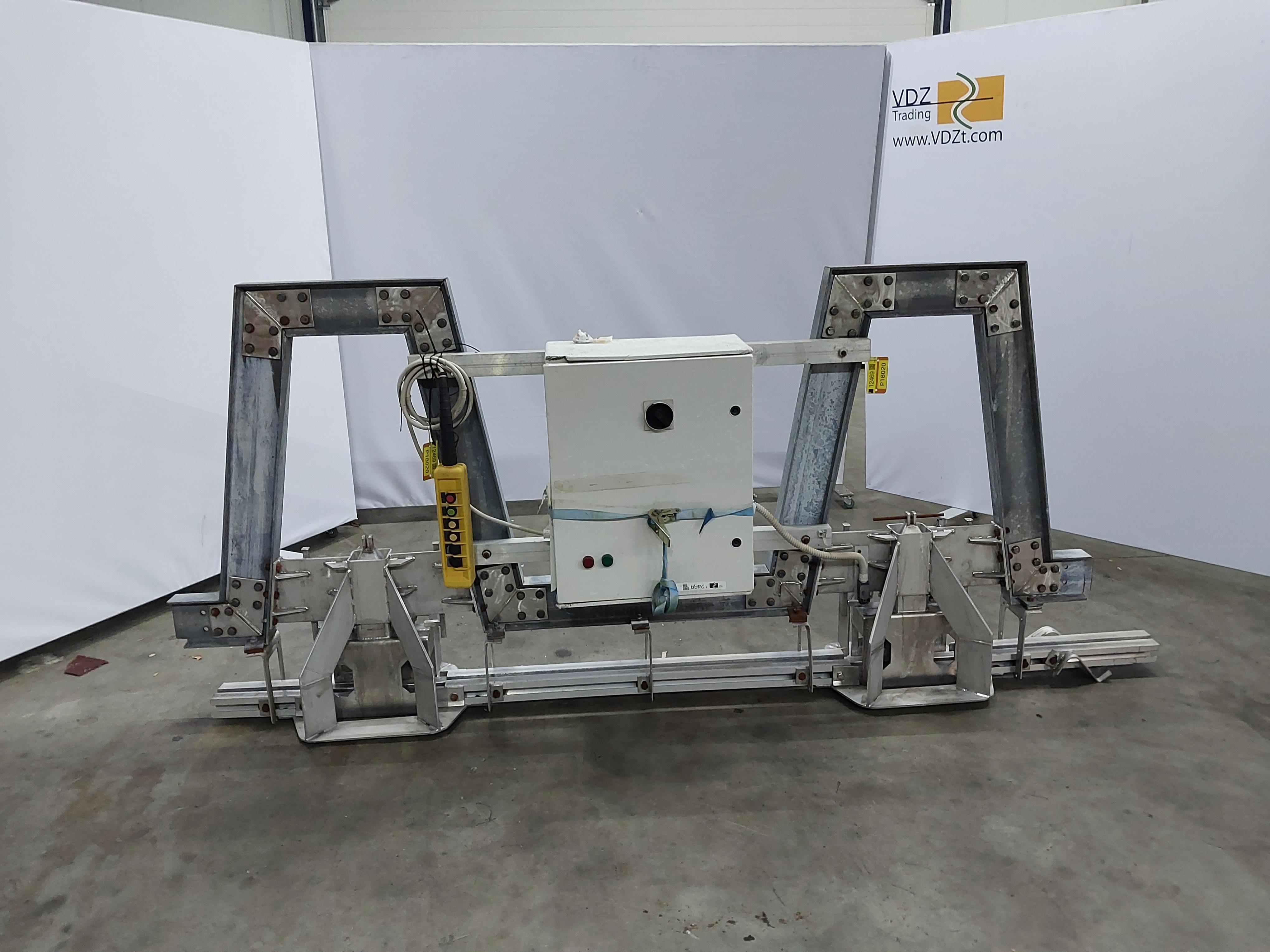 Used Hook relief for dehiding