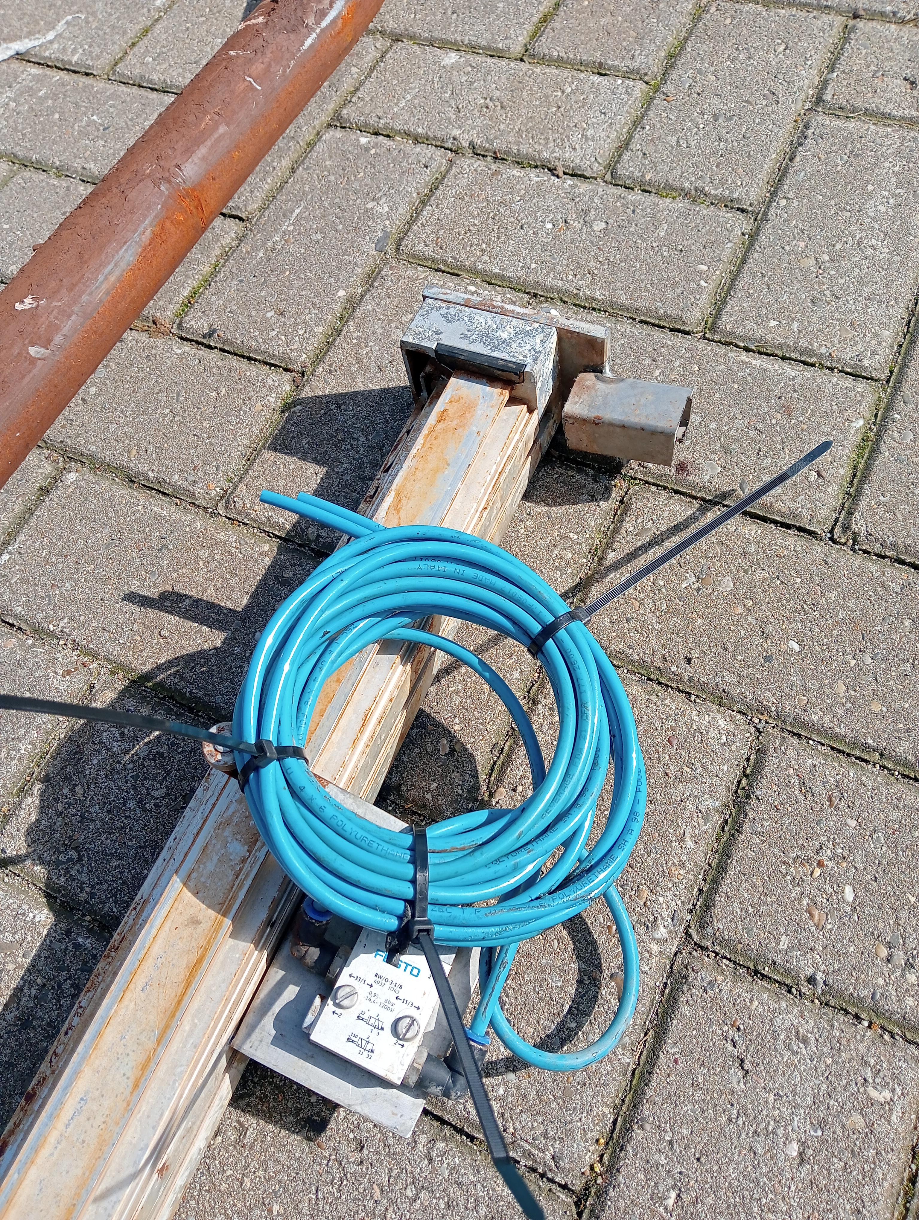 Used Slaughtering conveyor with dropper