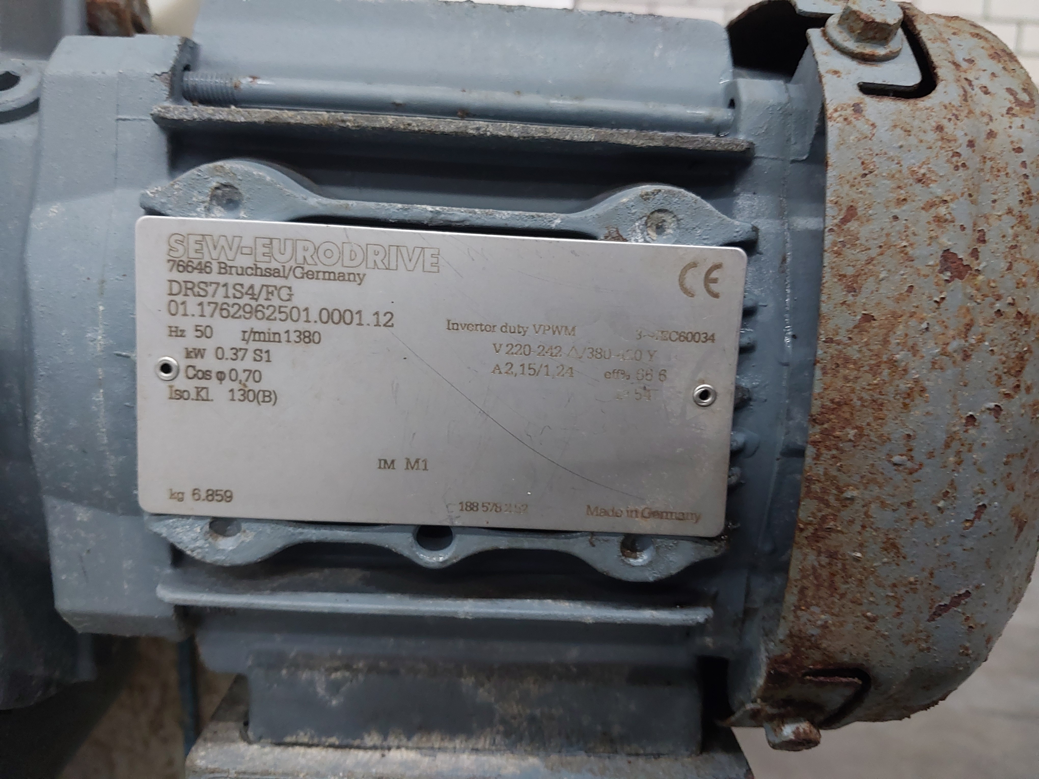 Used Gambrelling - Rehanging table