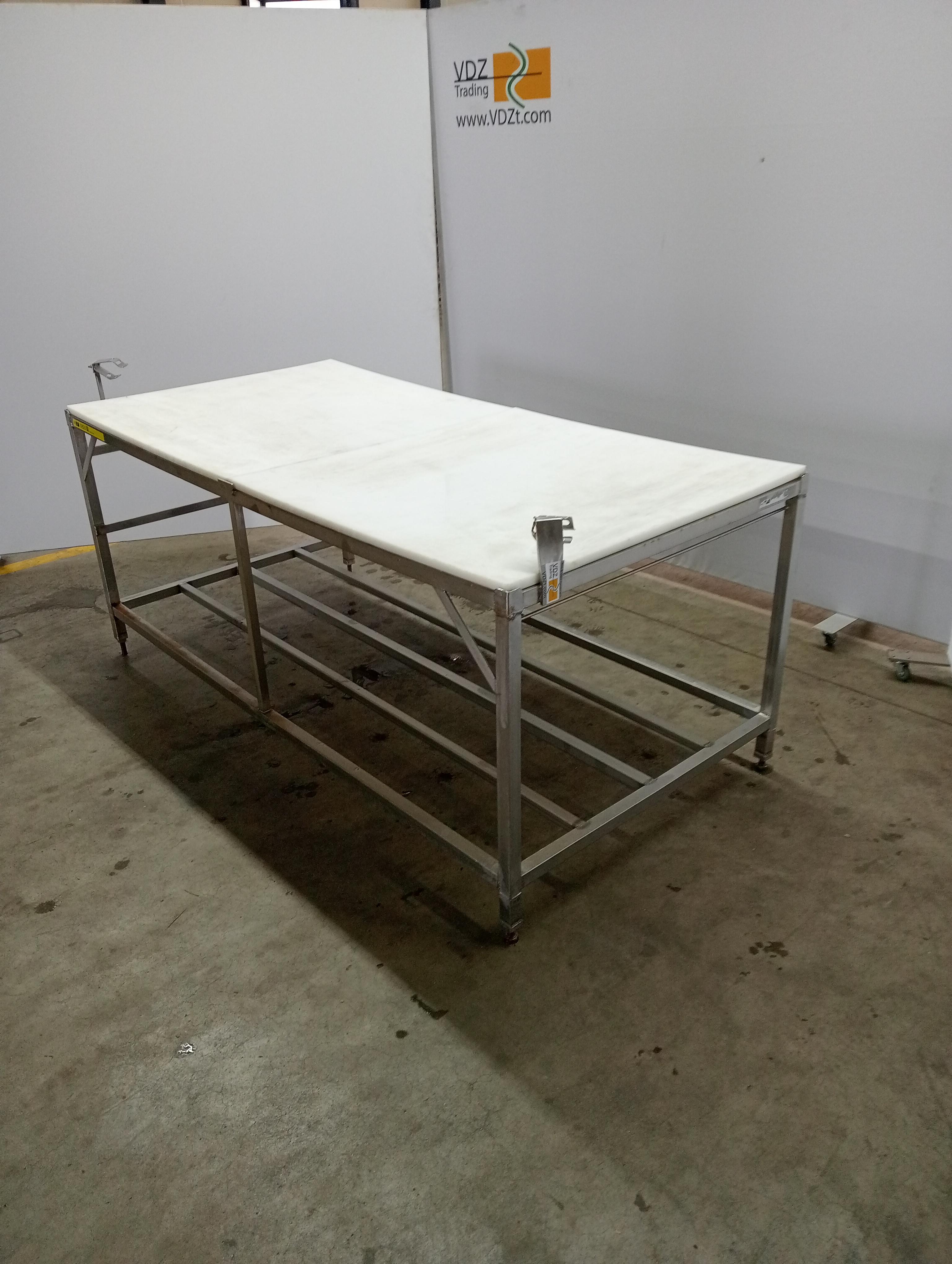Used Cutting table