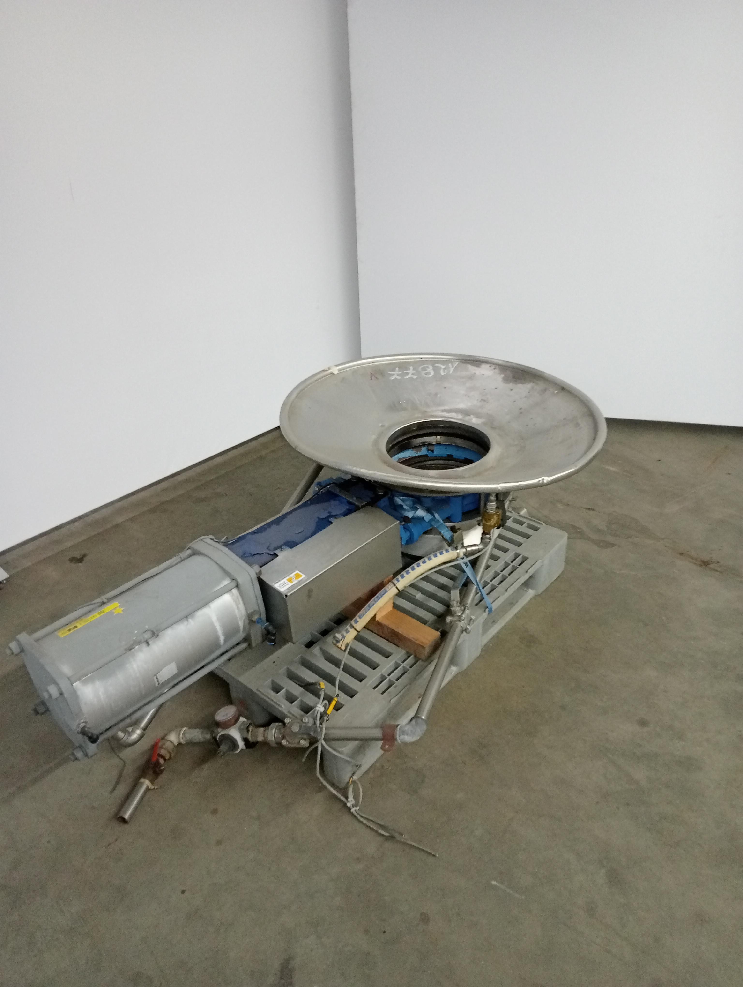 Used Knife gate valve with funnel