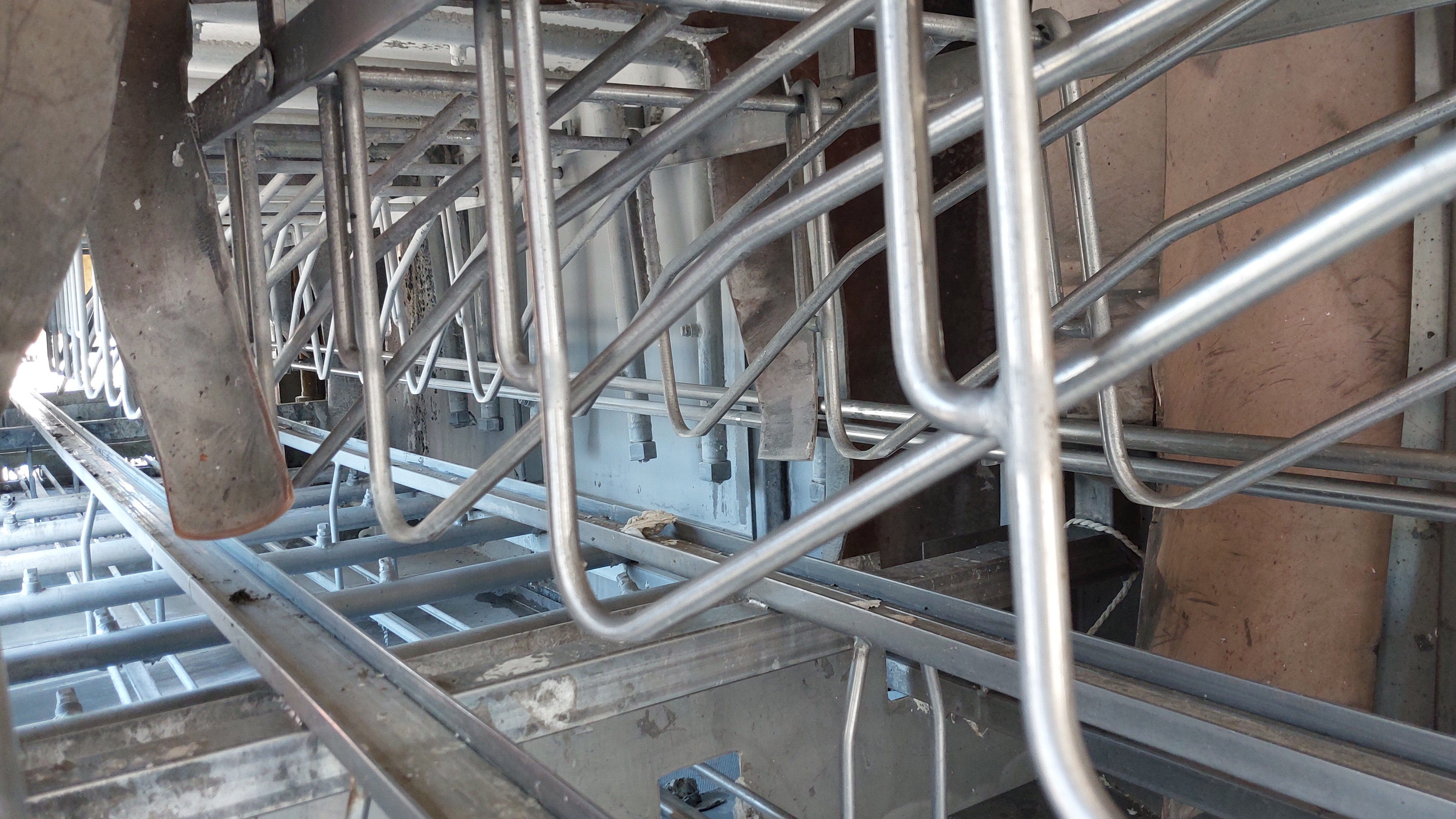 Used Crate washer and dryer