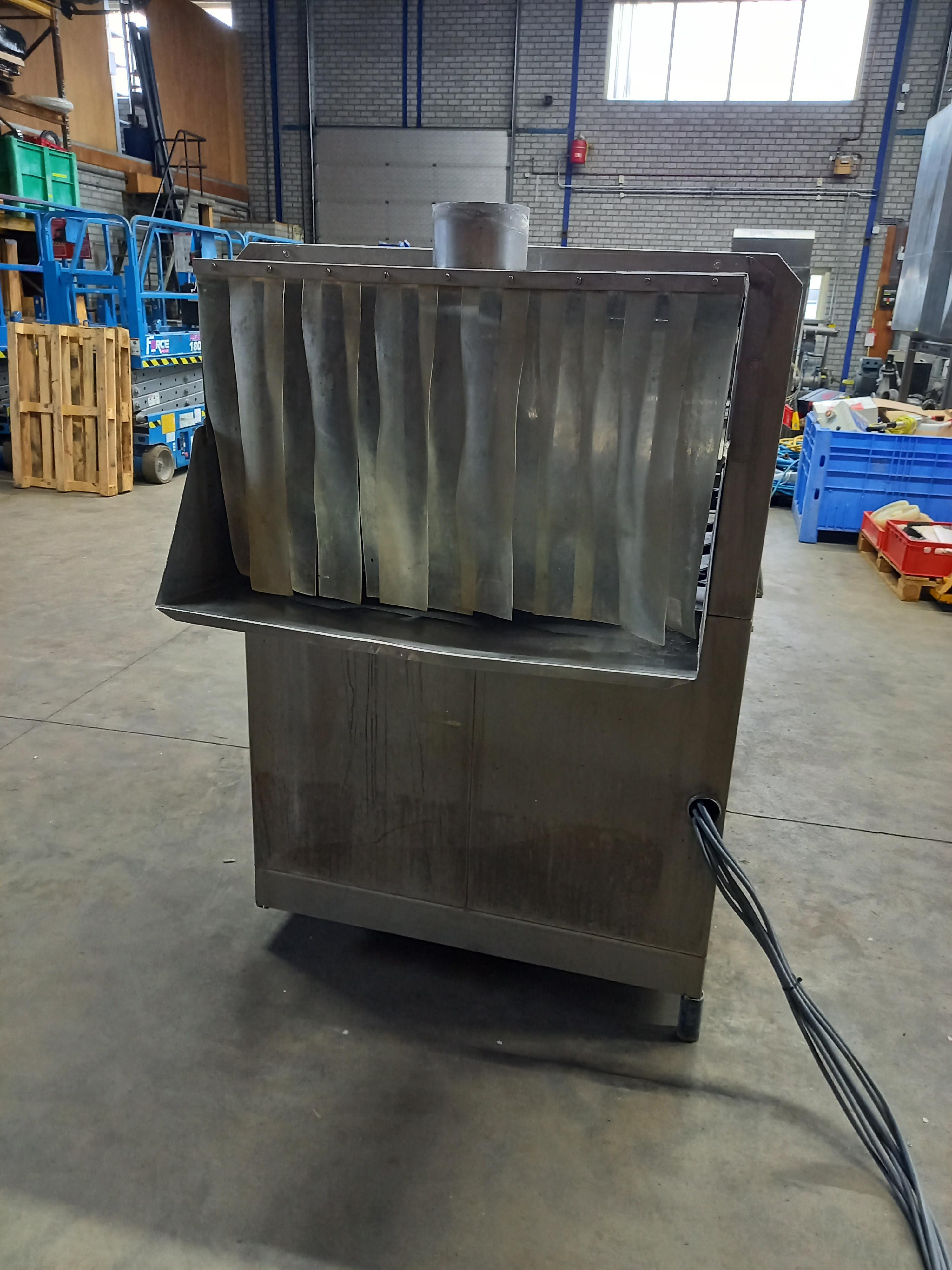 Used Crate washer