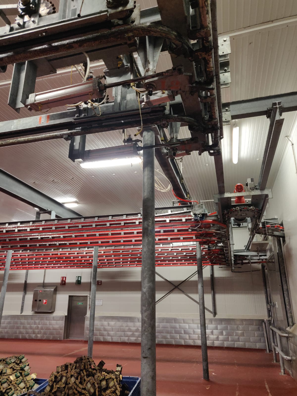 Used Automatic cold store conveyor and rail system