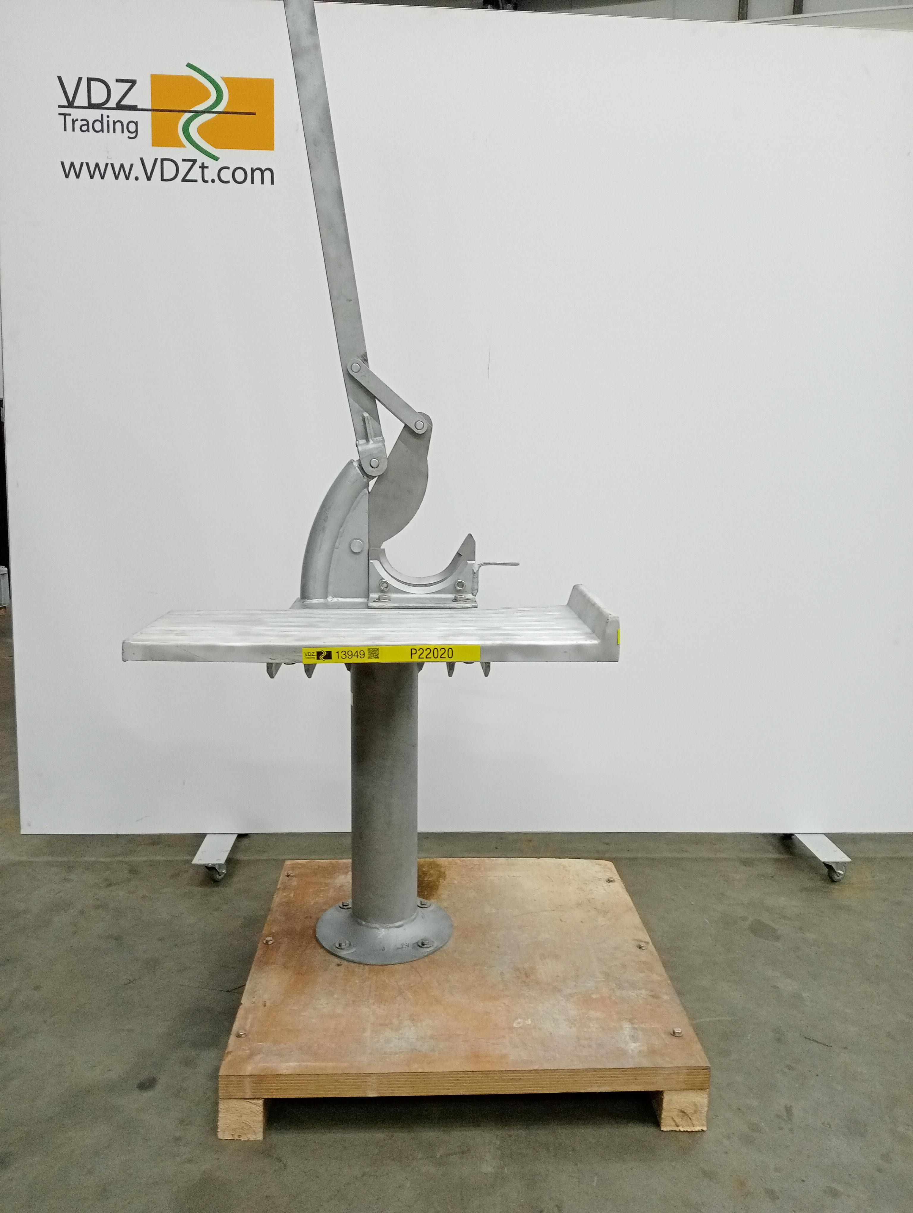 Used Manual leg cutter