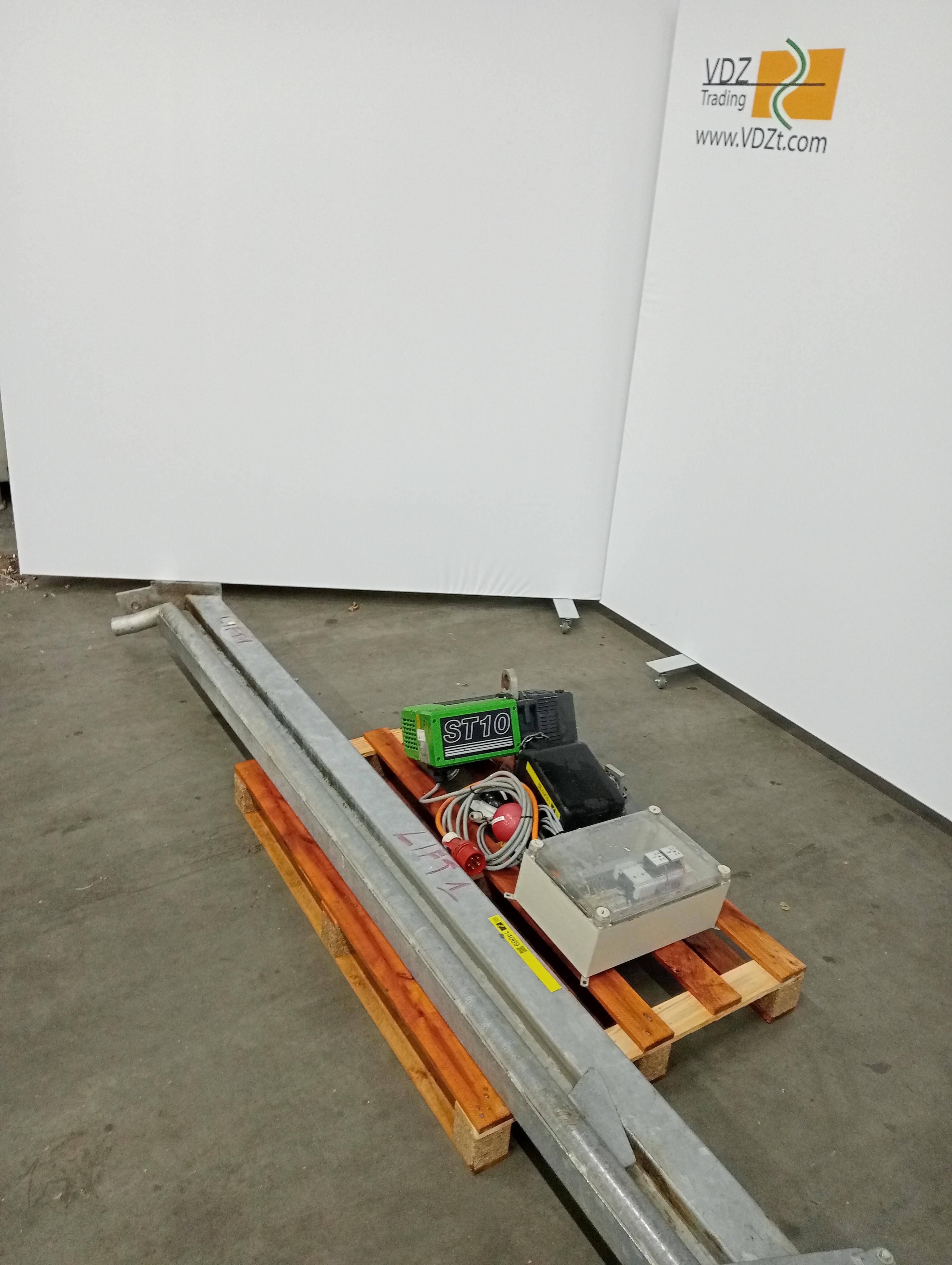 Used Bleeding elevator (lift)